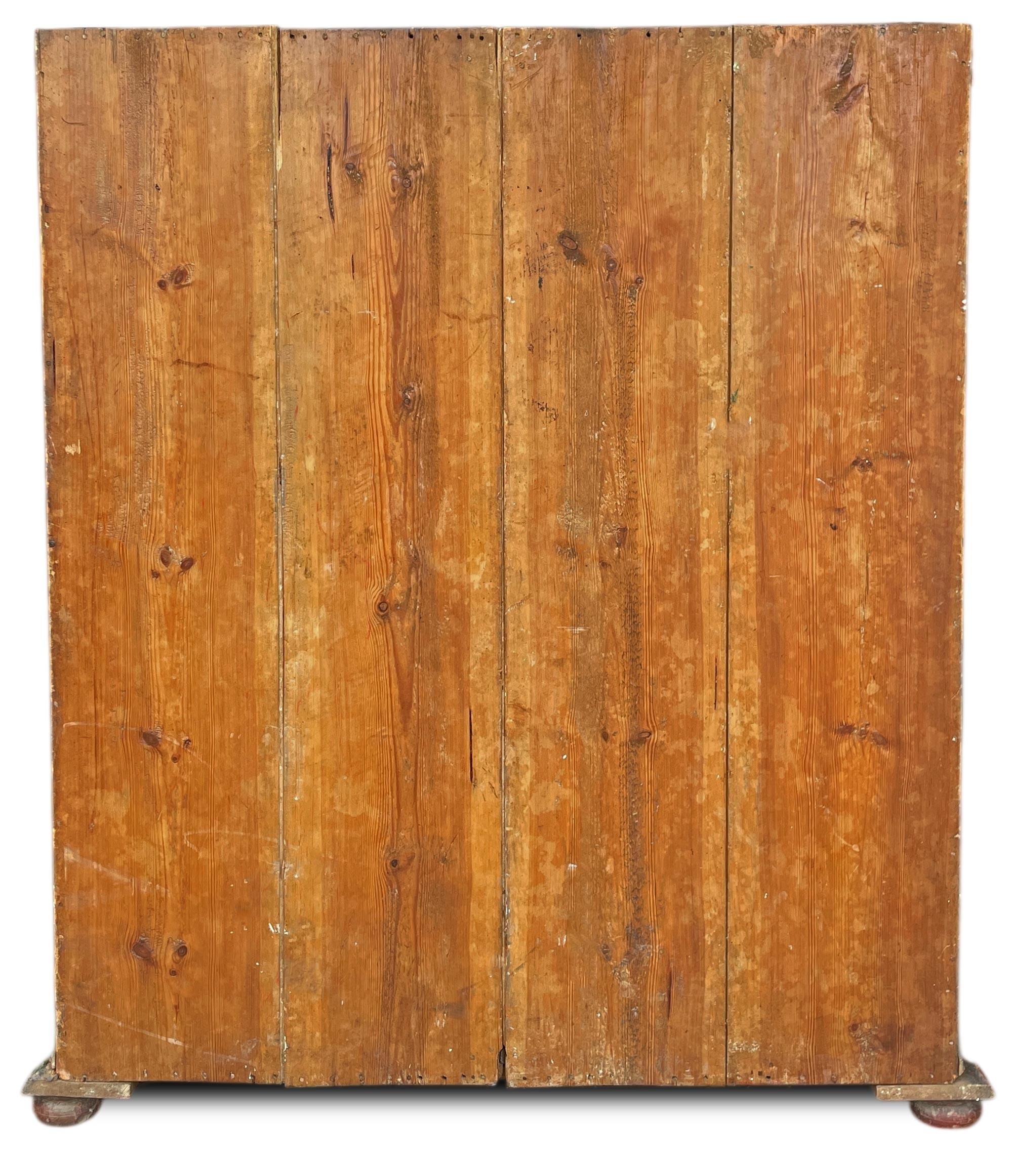 1825 Blue Floral Painted Cabinet - European Alps in vendita 12