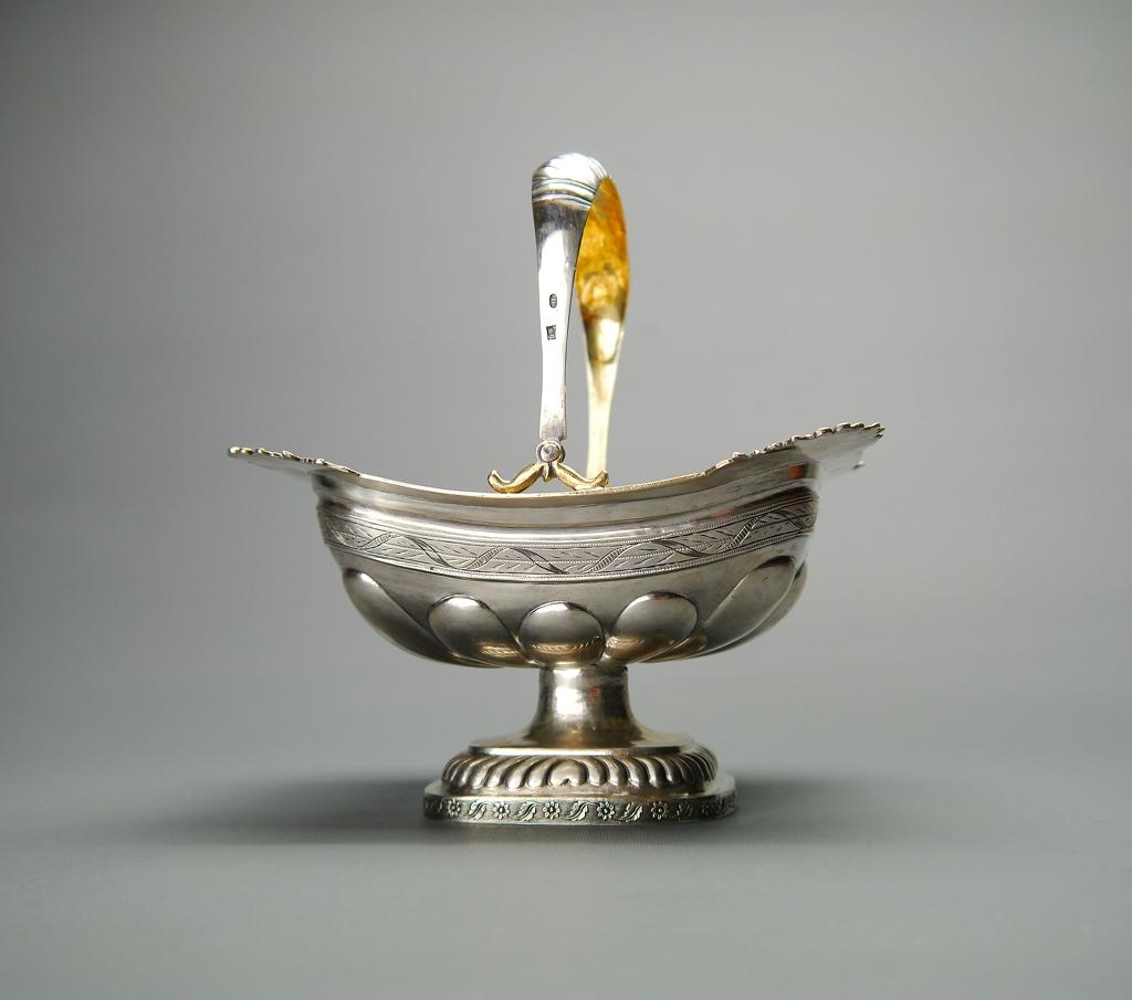Empire 1826 Antique Panier russe Candy Dish solide 84 Silver / 288 gr en vente