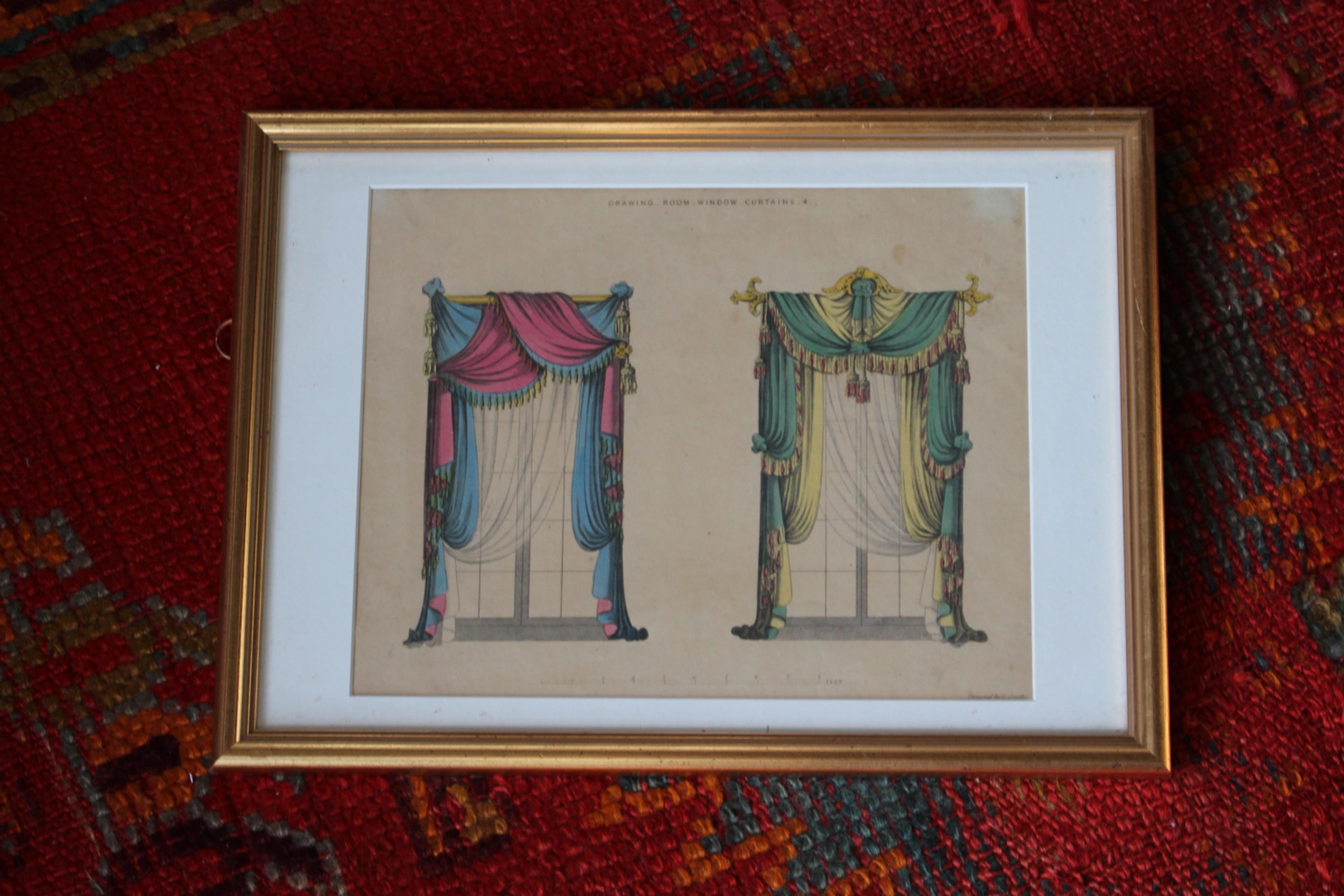 Ein original handkolorierter Kupferstich aus George Smiths The Cabinet-Maker and Upholsterer's Guide, veröffentlicht von Jones & Co, London, 1826.

George Smith war Polsterer und Möbelzeichner für seine Majestät, den Prinzen von Wales, den späteren