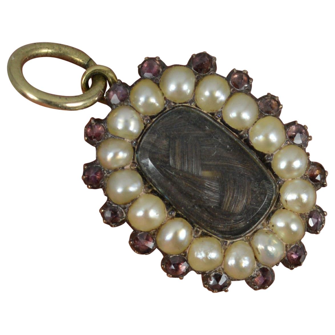 1826 Georgian 15 Carat Gold Pearl and Garnet Mourning Pendant