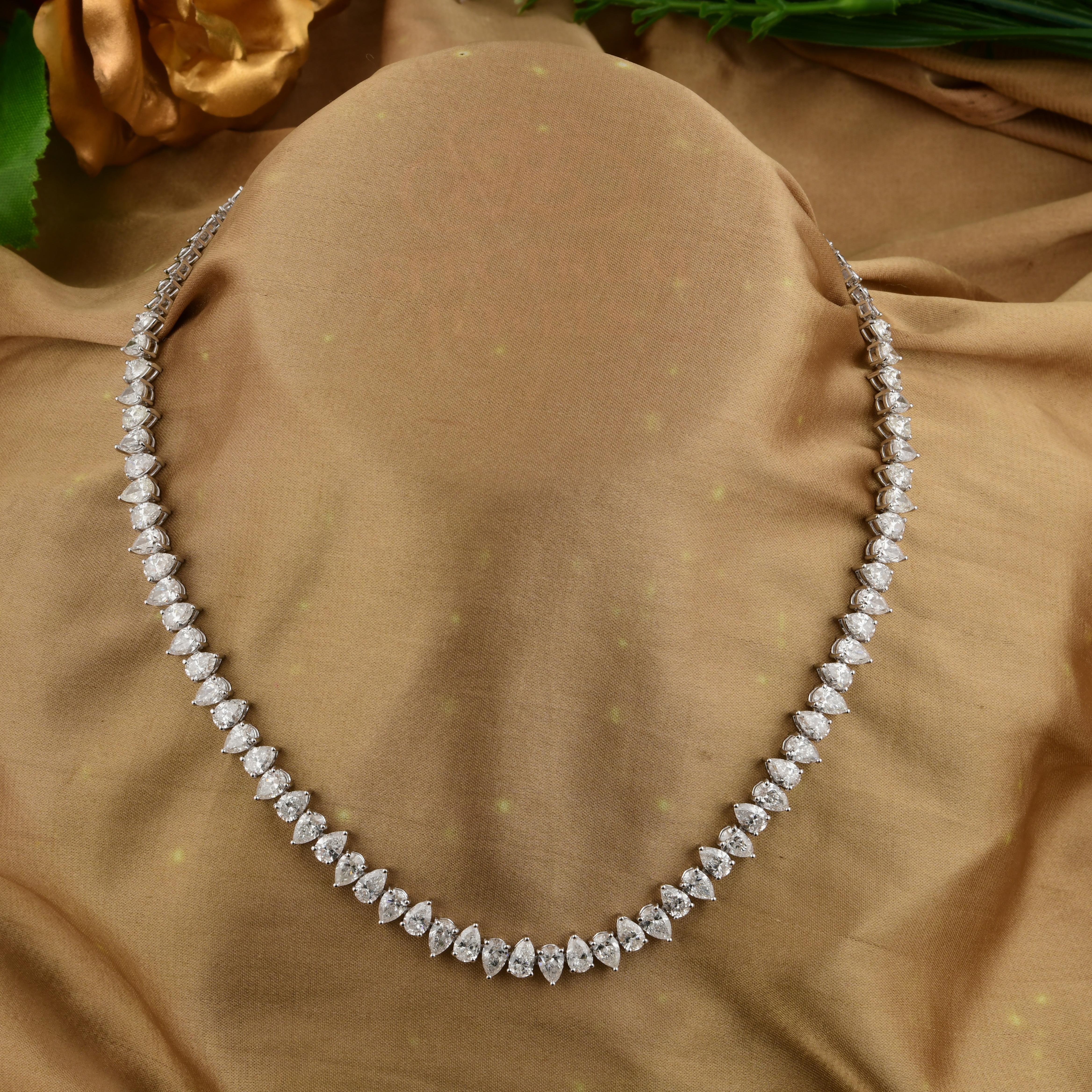 Moderne 18.27 Carat Pear Cut Diamond Tennis Necklace 18 Karat Solid White Gold en vente