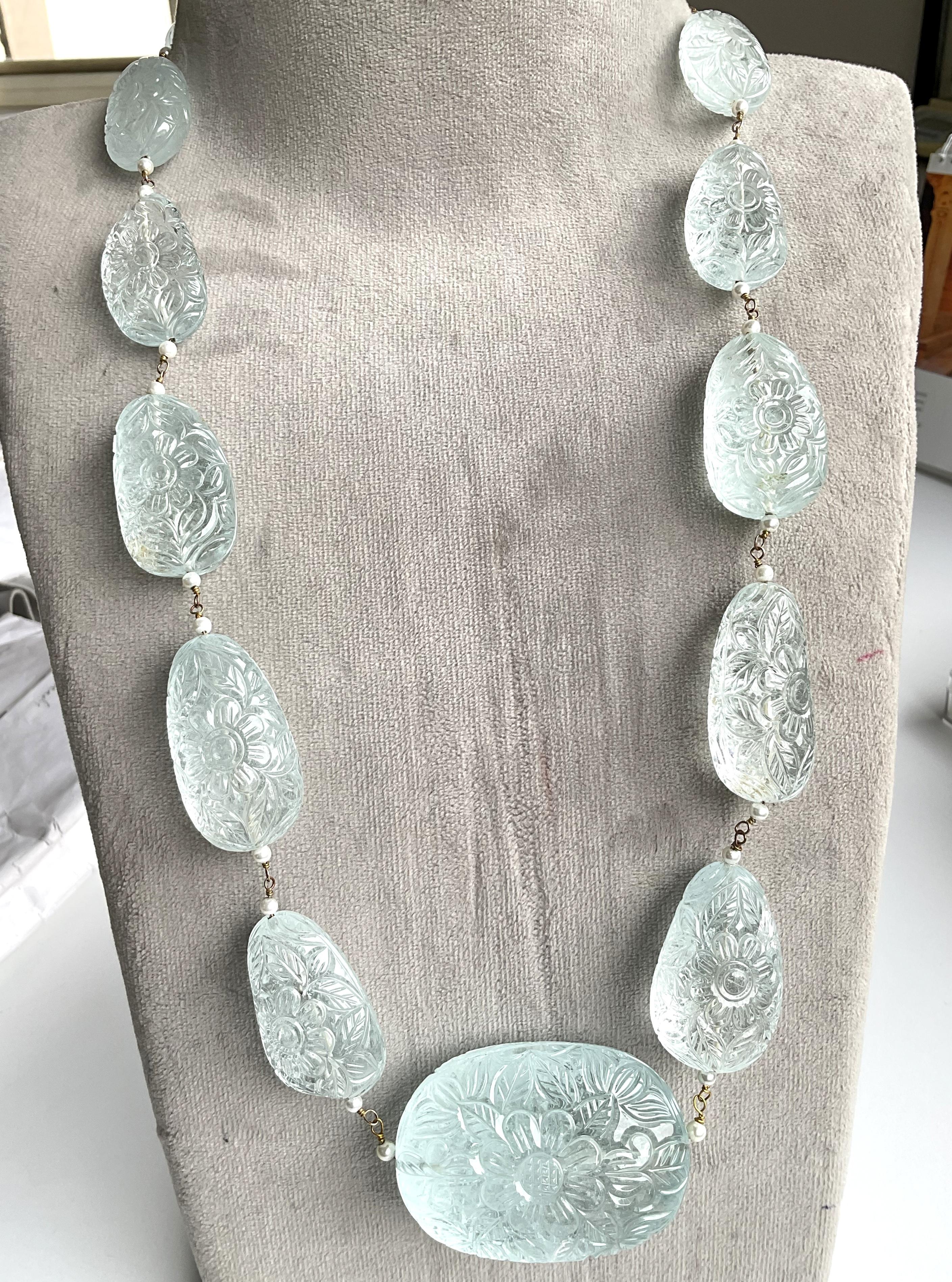1828.70 Carats Aquamarine Carved Tumbled Necklace Top Quality Natural Gemstone In New Condition For Sale In Jaipur, RJ
