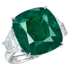 18.29 Carat Emerald-cut Statement 14K White Gold Grand Palais Radiance