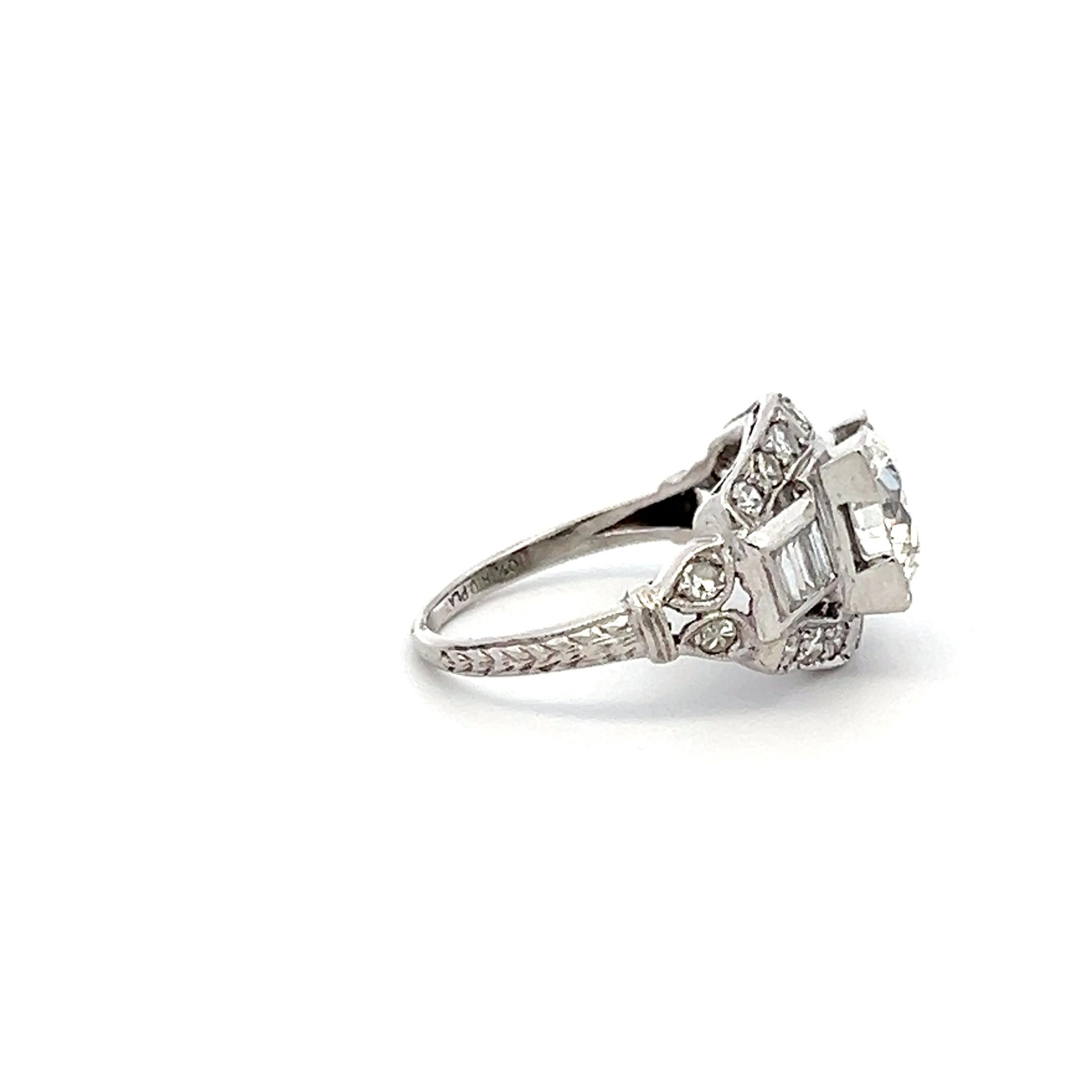 Title:
1.83 Carat Circular Brilliant Cut K VVS2 and Old European Cut I SI1 and Baguette Shape I SI1 Diamond Platinum Art Deco Ring
Style:
Art Deco
Metal:
Platinum
Gemstone 1:
1.53 Carat Diamond
Number of
