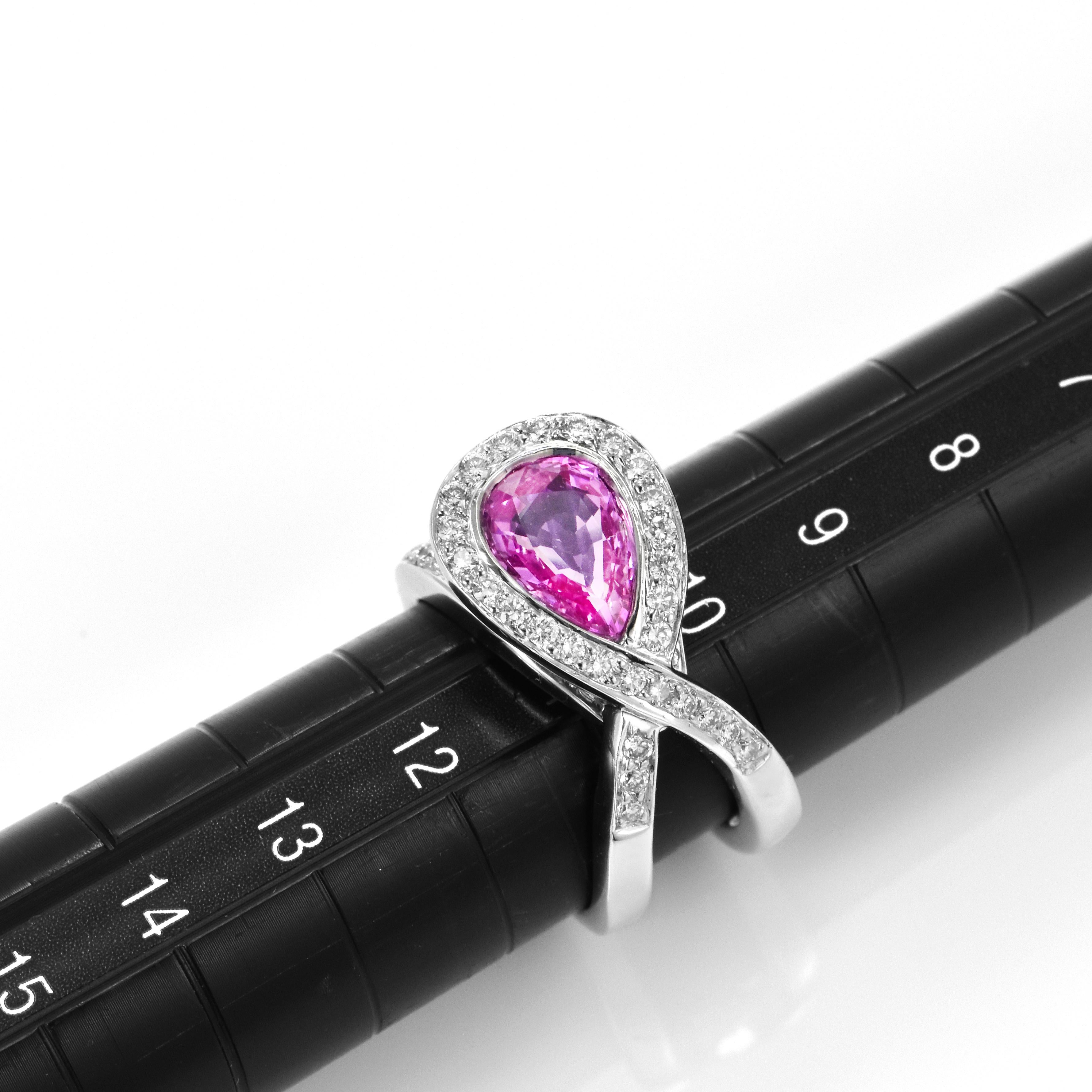 1.83 Carat Natural Hot Pink Sapphire & Diamond Ring Made in 18 Karat White Gold For Sale 5