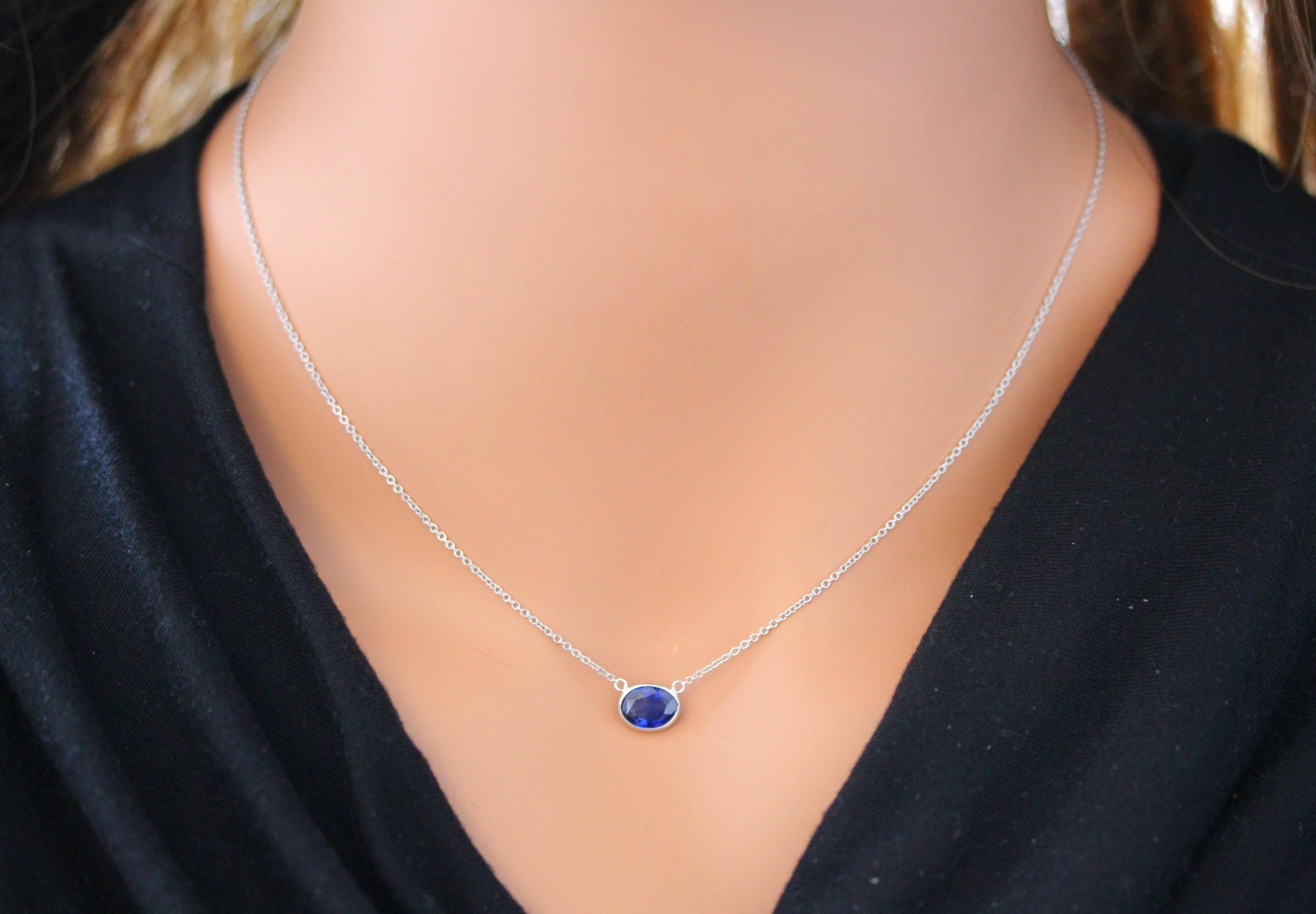 Contemporary 1.83 Carat Oval Sapphire Blue Fashion Necklaces In 14k White Gold For Sale