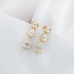 Pendientes de diamantes en forma de pera de 1,83 quilates, claridad SI y color HI, en oro amarillo de 18 quilates