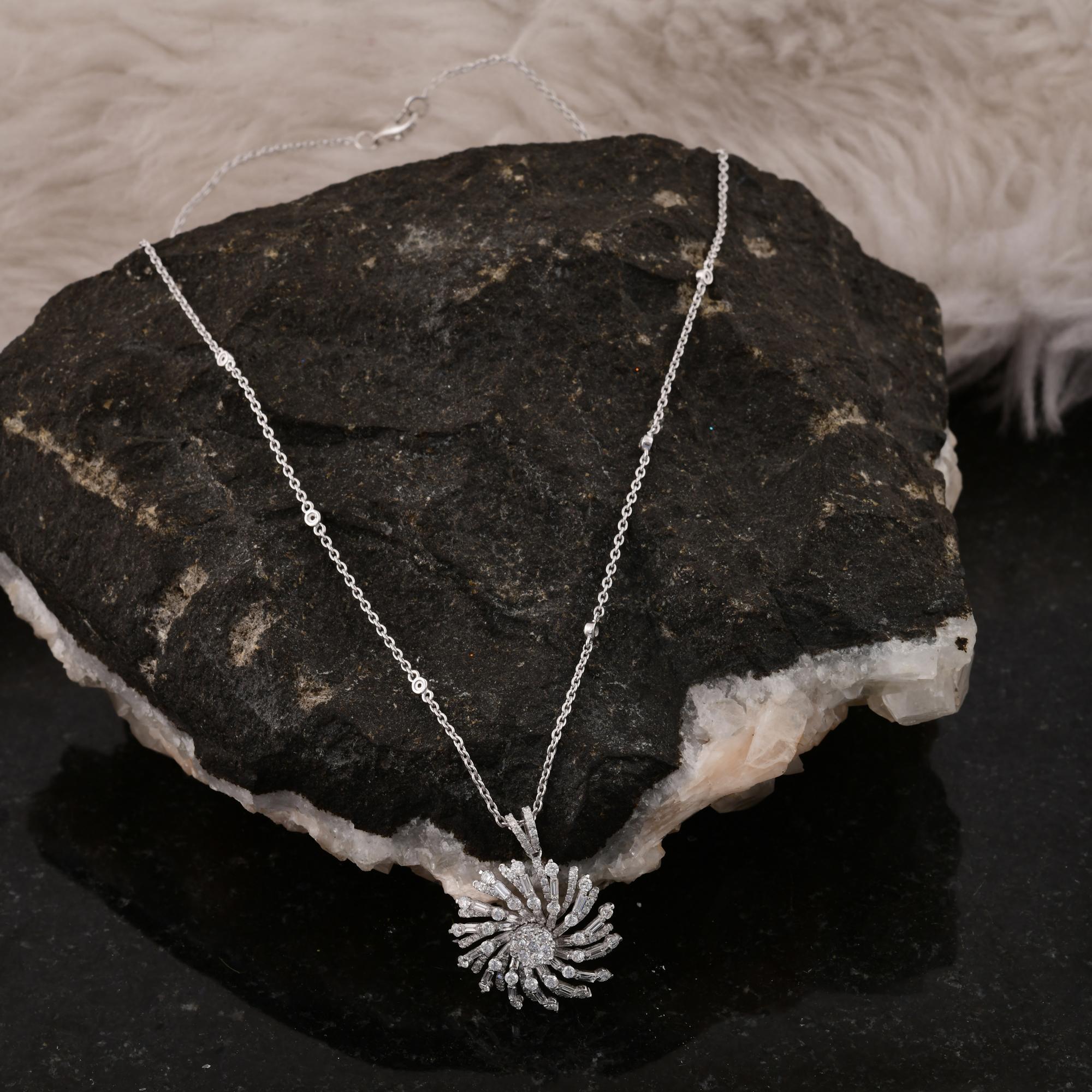 1.83 Carat SI/H Baguette Round Diamond Sunflower Pendant Necklace 18k White Gold In New Condition For Sale In Diera, Dubai