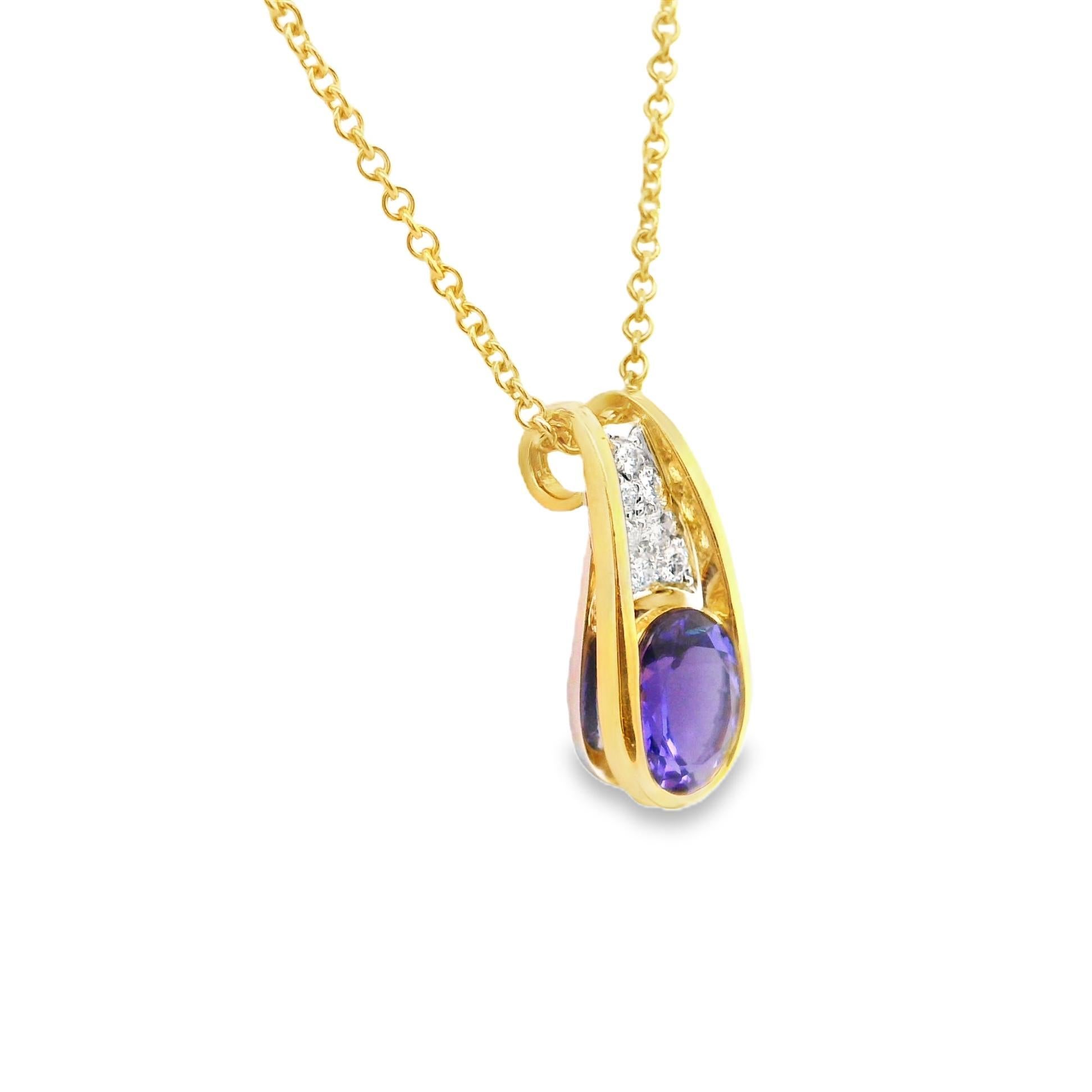 Contemporaneo Ciondolo in platino e oro 18k con diamante tanzanite da 1,83 carati in vendita