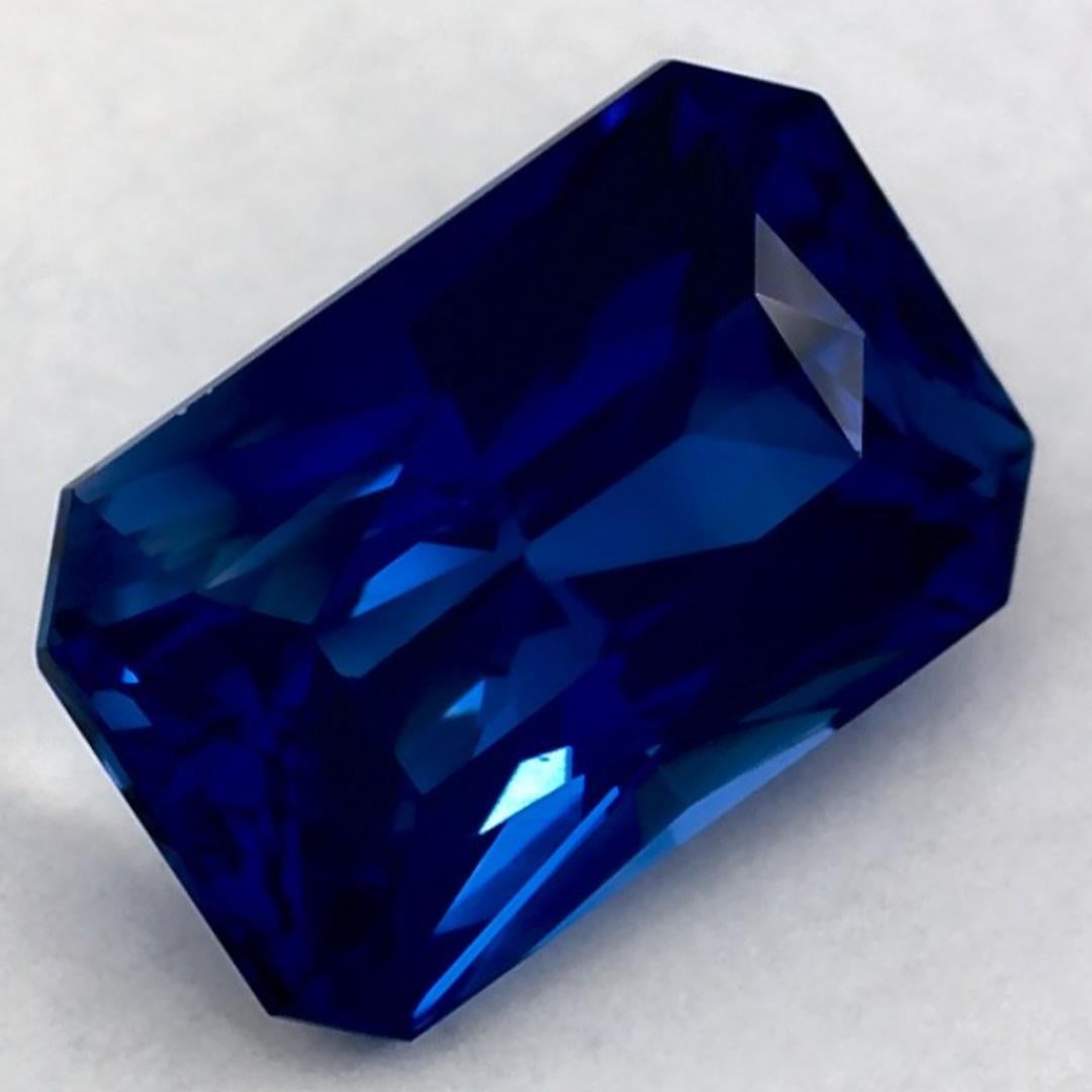 Taglio smeraldo 1.83 carati di zaffiro blu ottagonale sfuso in vendita