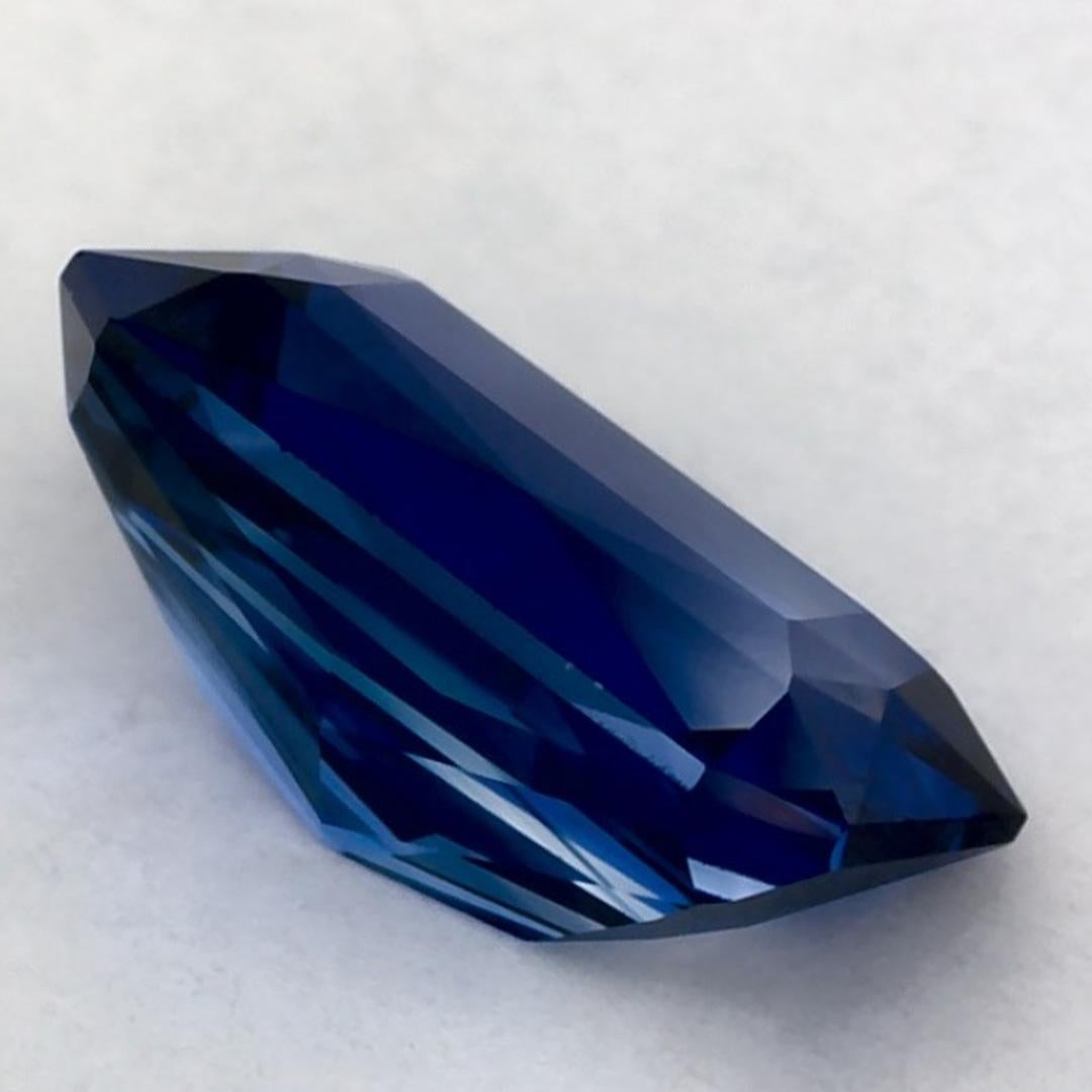 1.83 carati di zaffiro blu ottagonale sfuso in vendita 1