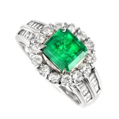 1.83 ct Natural Vivid Green Colombian Emerald and Diamond Ring Made in Platinum
