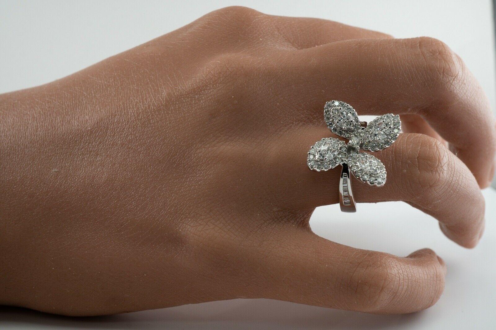 1.83 Ctw Diamond Ring Flower Butterfly 18K White Gold Statement Cocktail For Sale 3