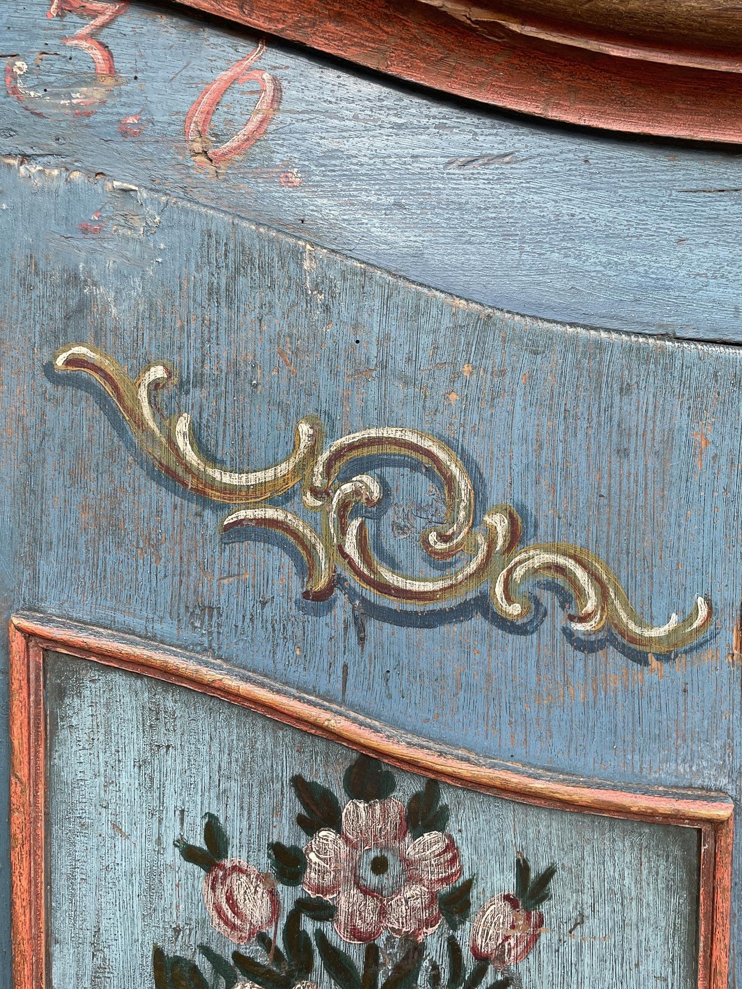 1830 Blu Floral Painted Cabinet 5