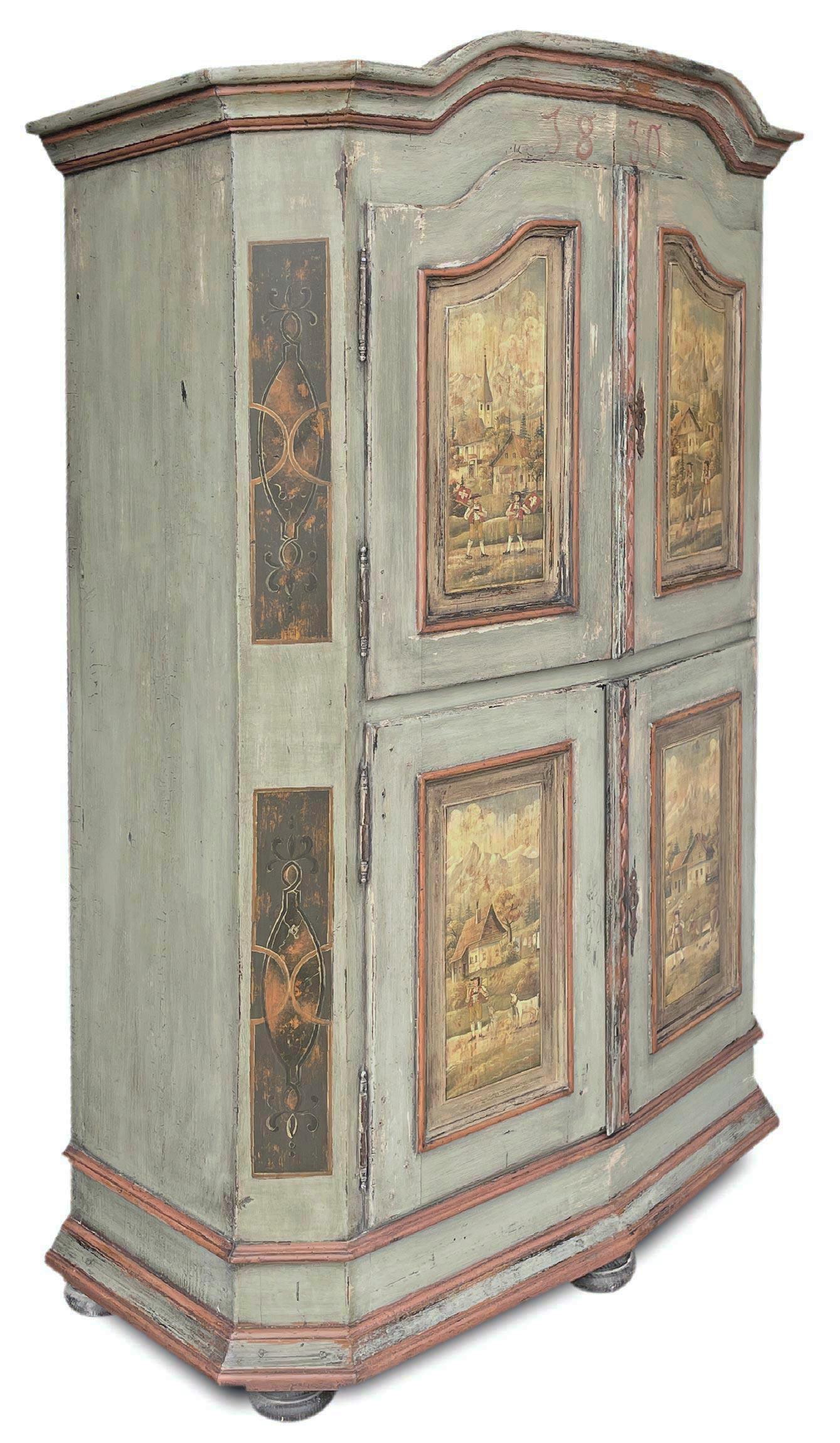 1830 Light Green Swiss Painted Cabinet  In Good Condition In Albignasego, IT