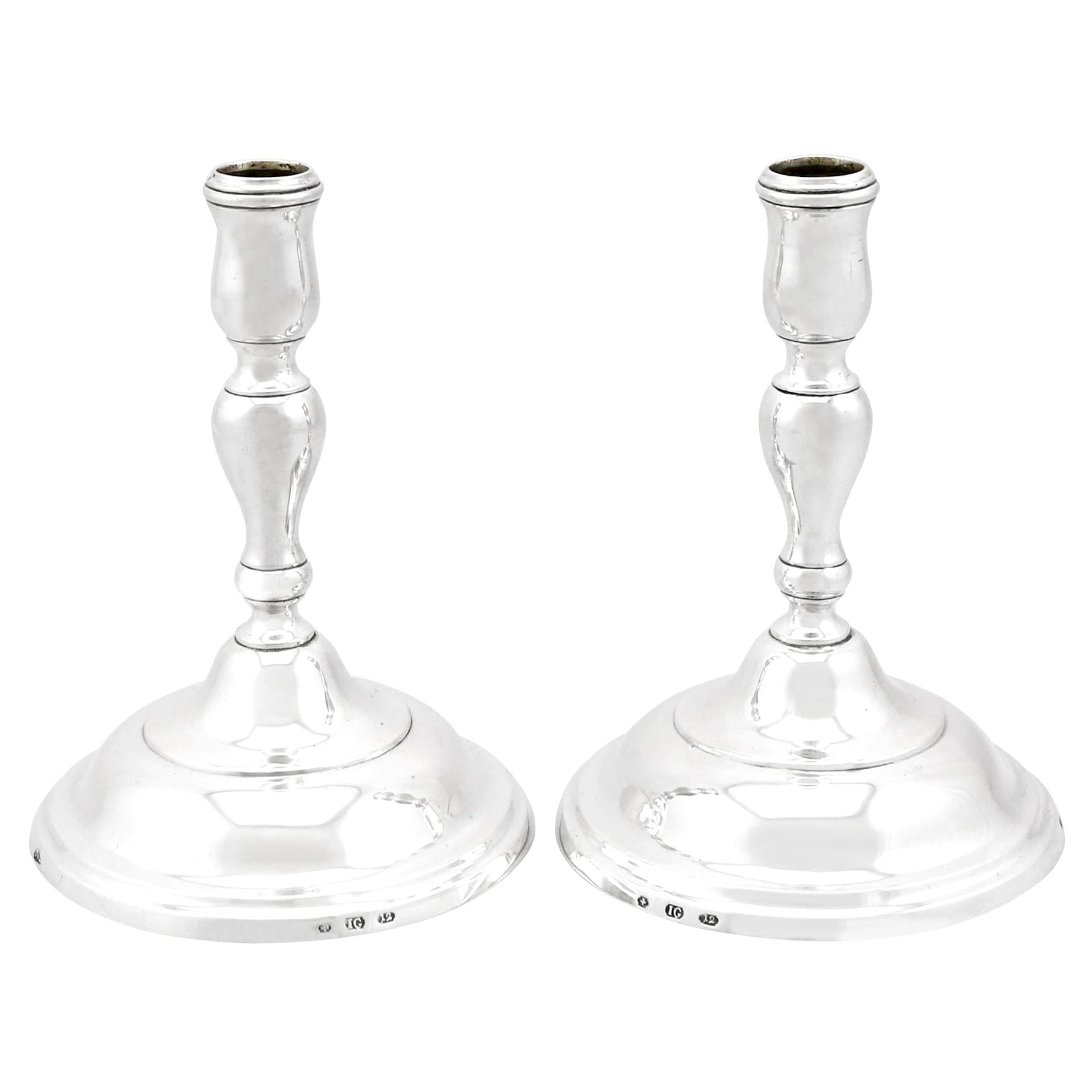 Candelabros antiguos de plata del Báltico de la década de 1830 en venta
