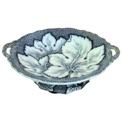 1830s Antique English Thomas Dimmock Pearl Ware Footed Platter with Grape Leaf