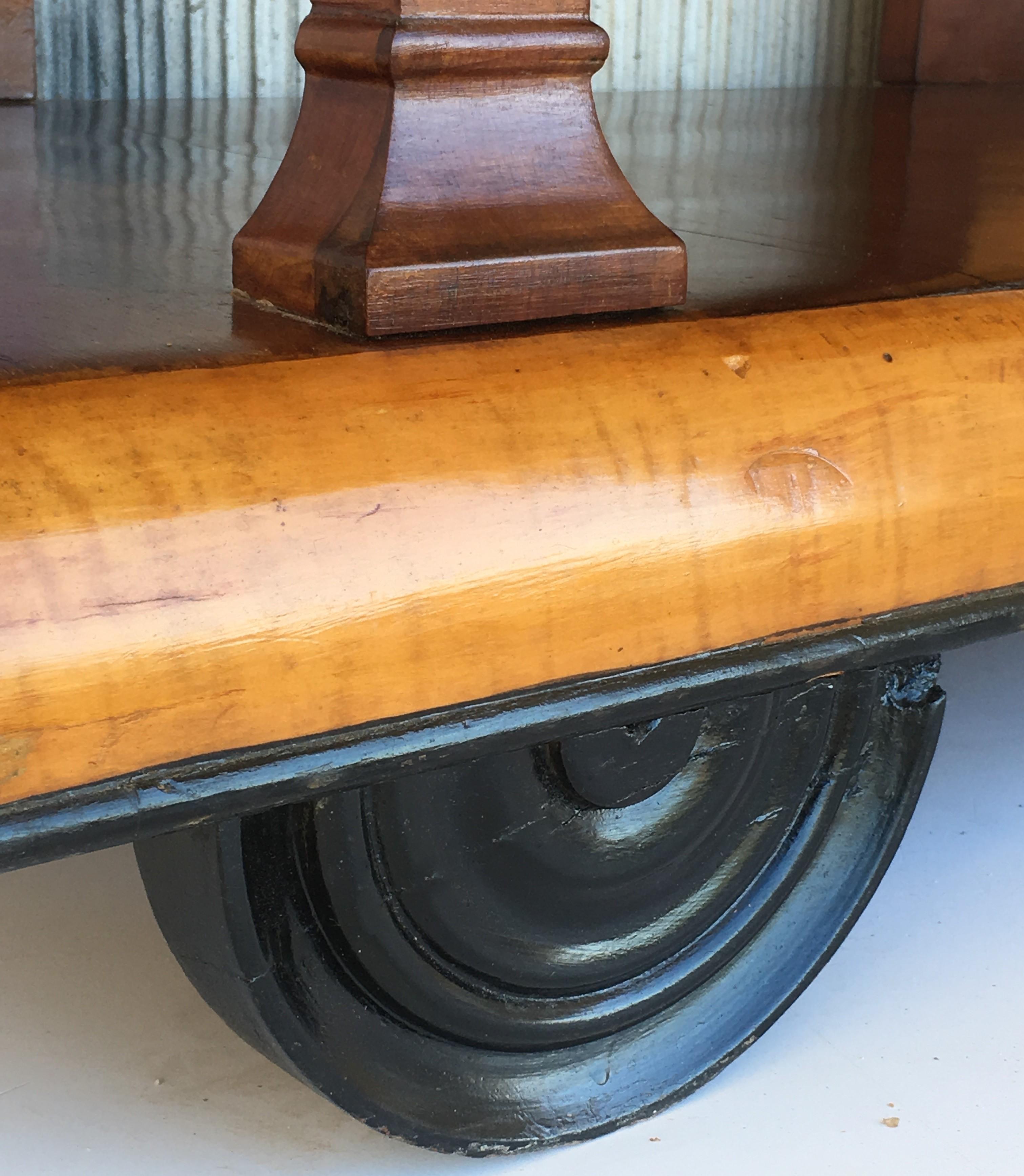 1830s French Empire Marquetry Console Table in Rosewood and Maple For Sale 7