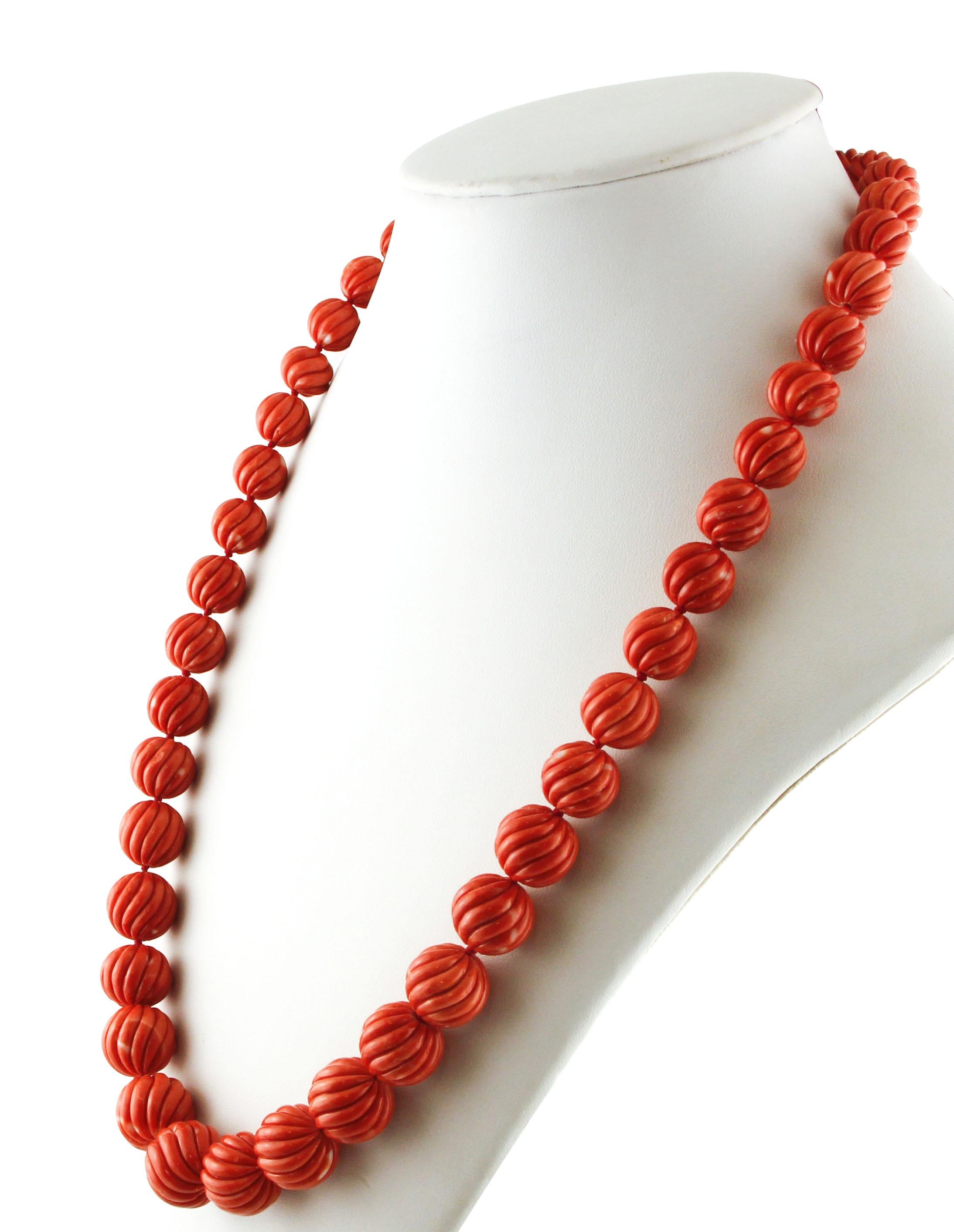 coral beads necklace gold