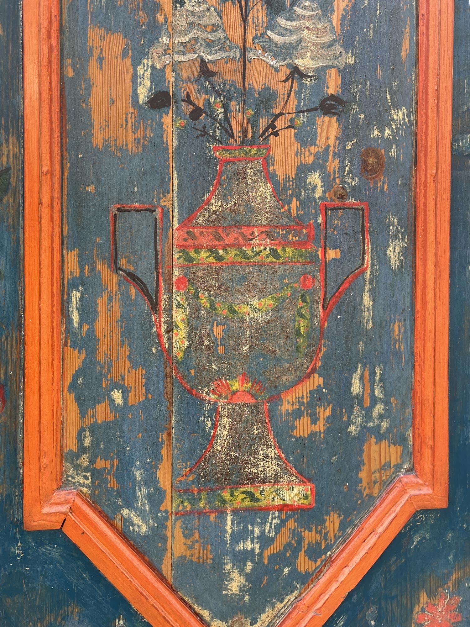 Armario pintado con flores azules de 1833 2