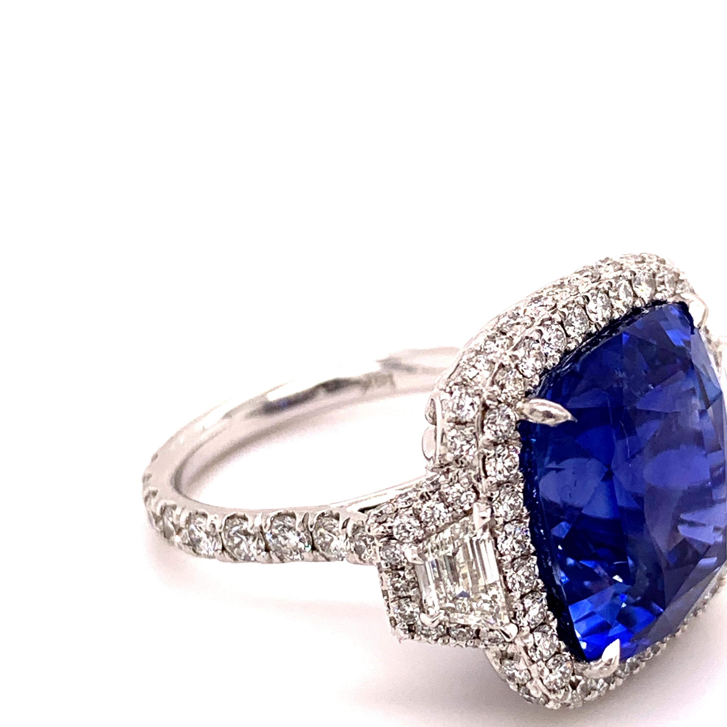 18.33 Carat Ceylon Unheated Sapphire Ring In New Condition For Sale In Richmond, BC
