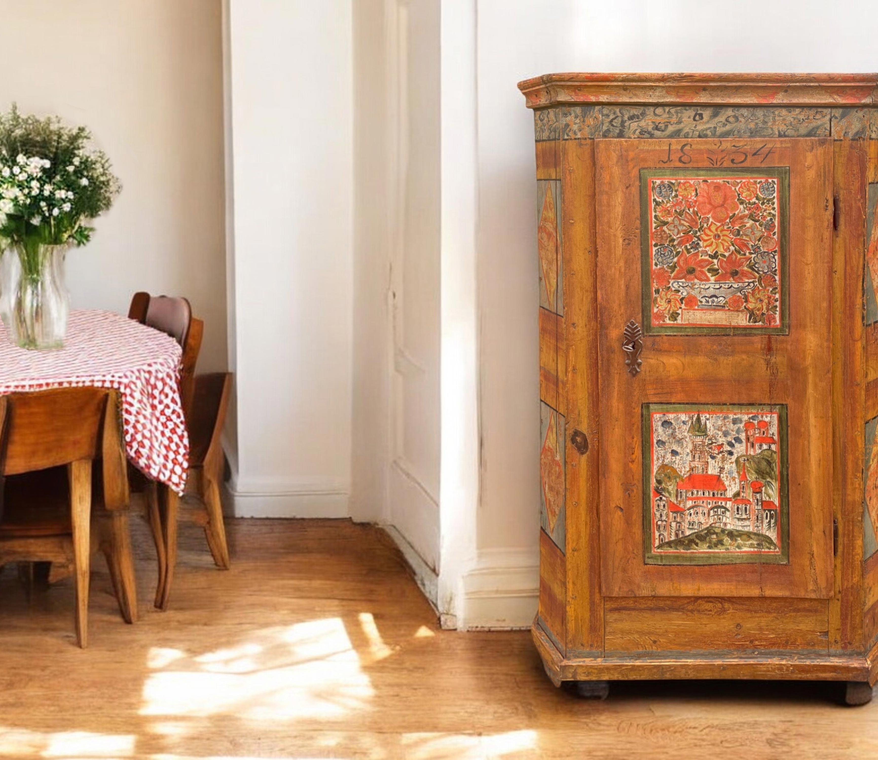 Armoire peinte à fleurs alpines de 1834

Dimensions : H. 170 cm - L. 100 (107 jusqu'aux cadres) cm - P. 53 (57 jusqu'aux cadres) cm
Période : 1834
Origine : Bavière
Bois : Sapin

Description

Armoire tyrolienne à une porte, peinte avec un motif