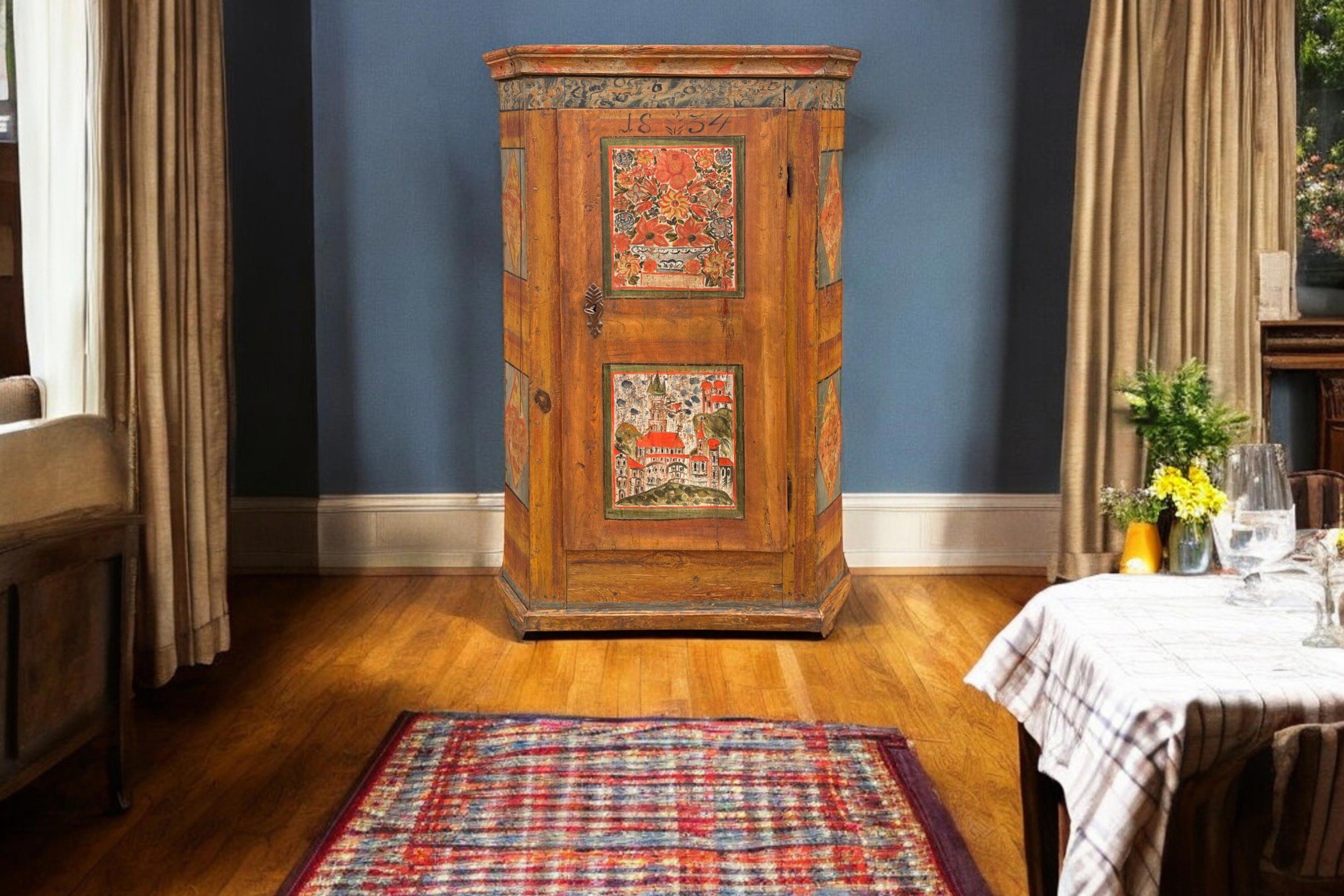 Sculpté à la main Armoire peinte à fleurs alpines de 1834
