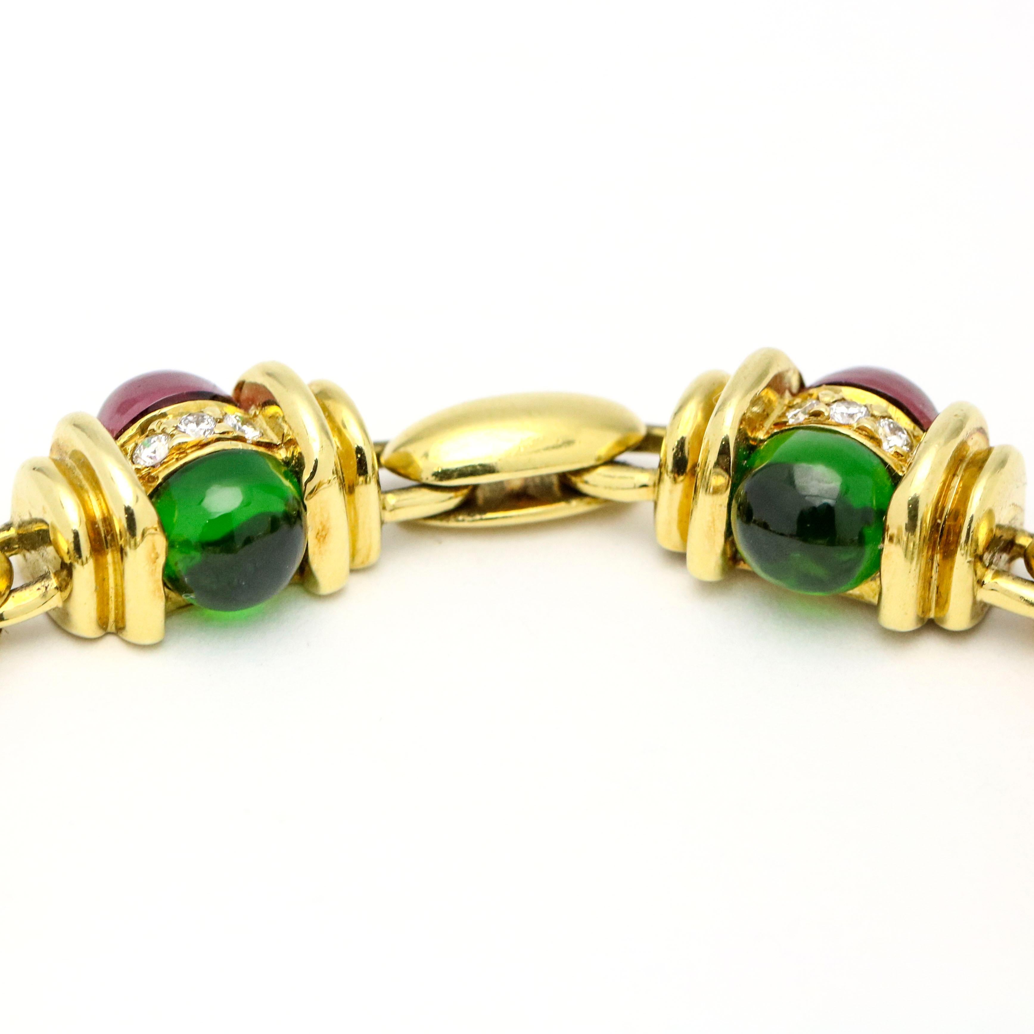 18.34 Carat Chrome Tourmaline Rubellite Diamond 18 Karat Yellow Gold Bracelet In Excellent Condition For Sale In Fort Lauderdale, FL