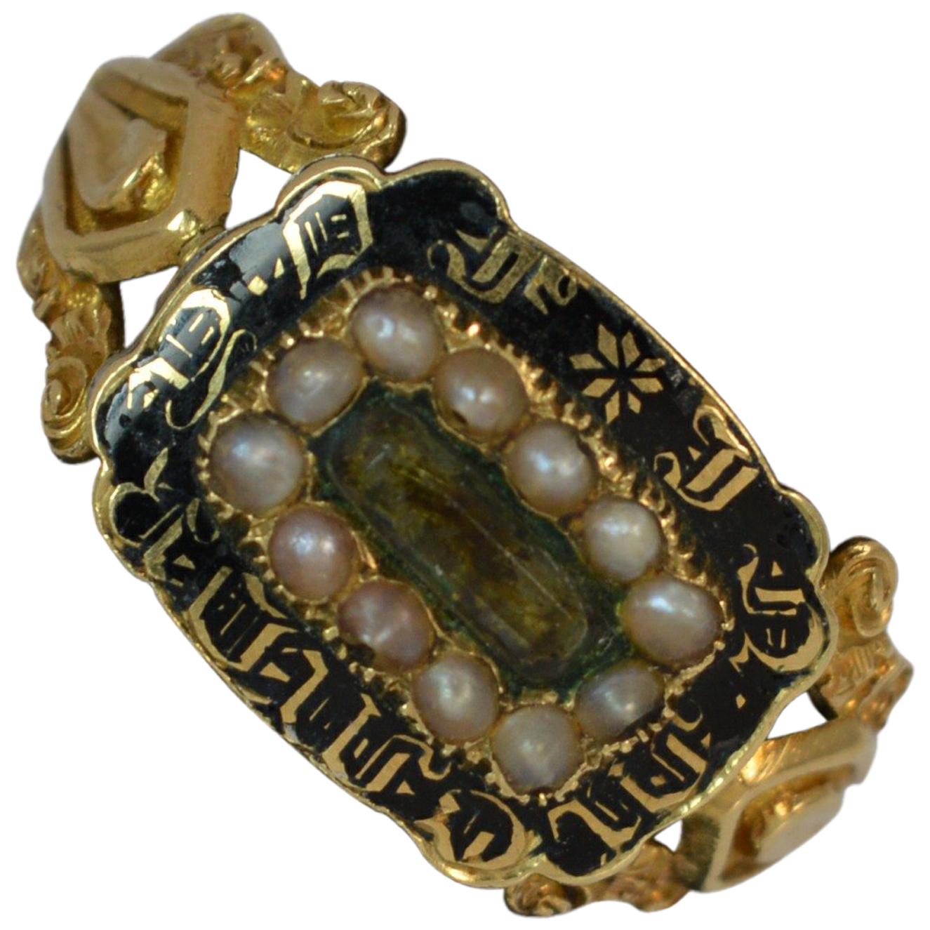1834 William IV 18 Carat Gold and Enamel Mourning Ring