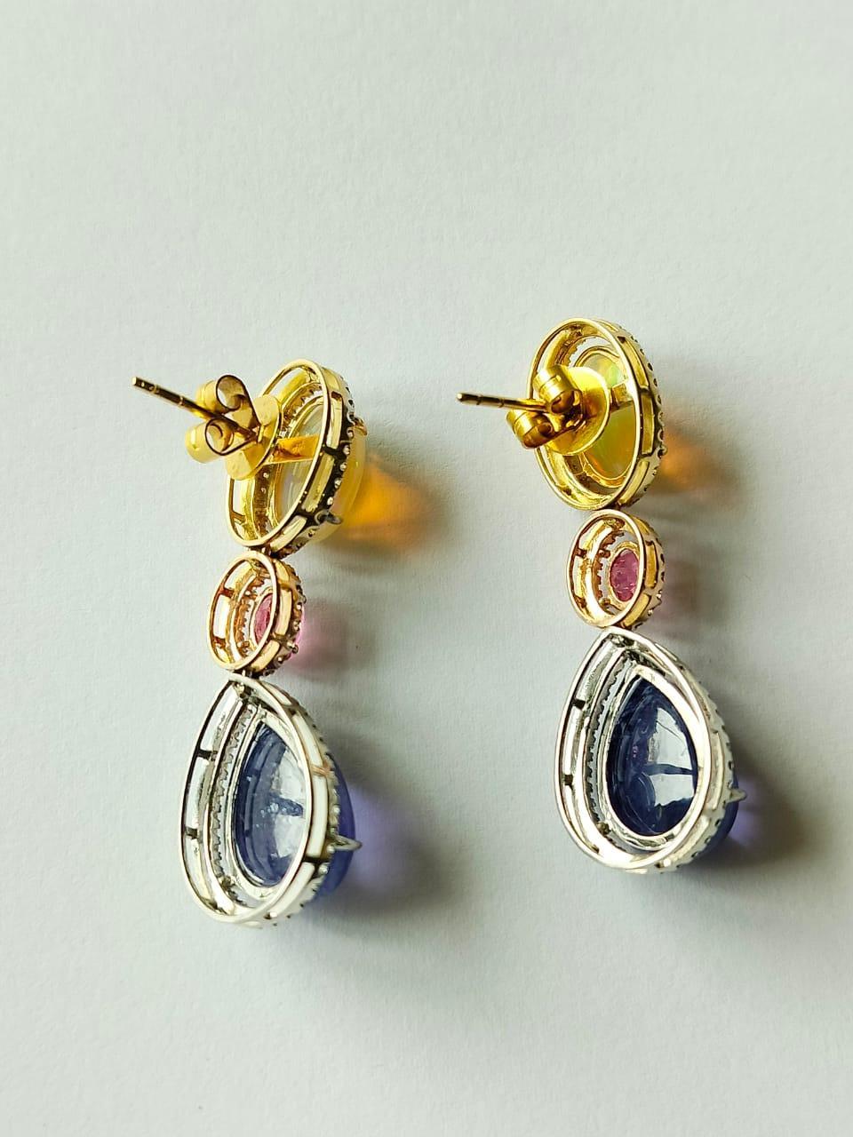 18.35 carats, Ethiopian Opal, Pink Sapphire & Tanzanite Chandelier Earrings In New Condition For Sale In Hong Kong, HK