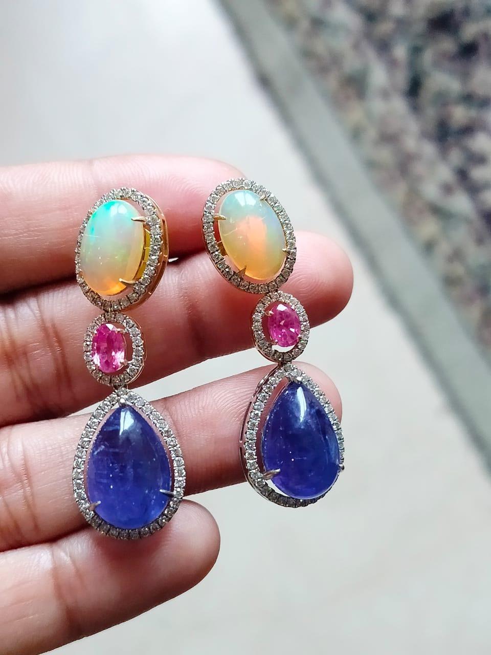 Boucles d'oreilles chandelier en opale éthiopienne, saphir rose et tanzanite 18,35 carats en vente 1