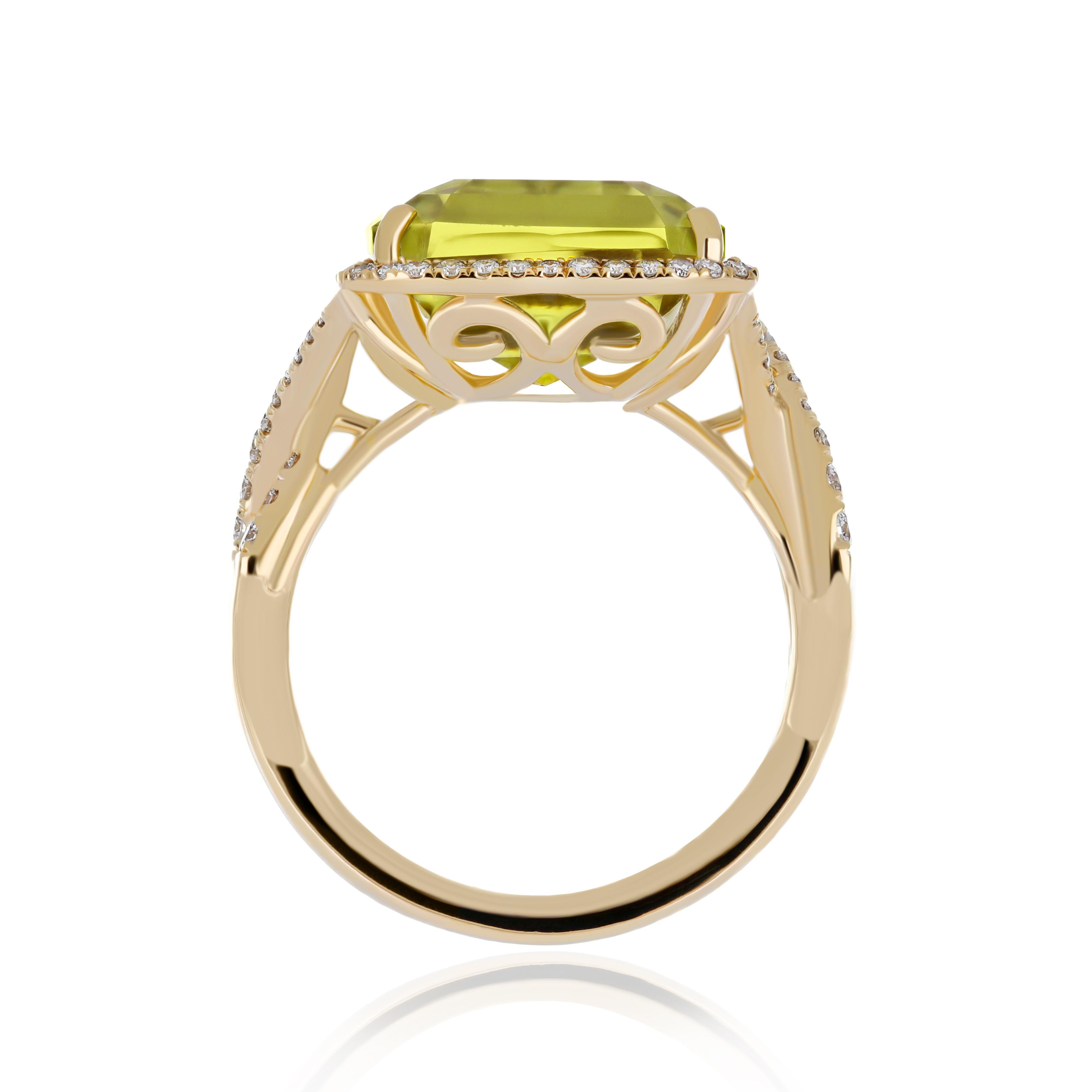 For Sale:  18.35cts Lemon Citrine and Diamond 14 Karat Yellow Gold Ring for New Year Gift  5