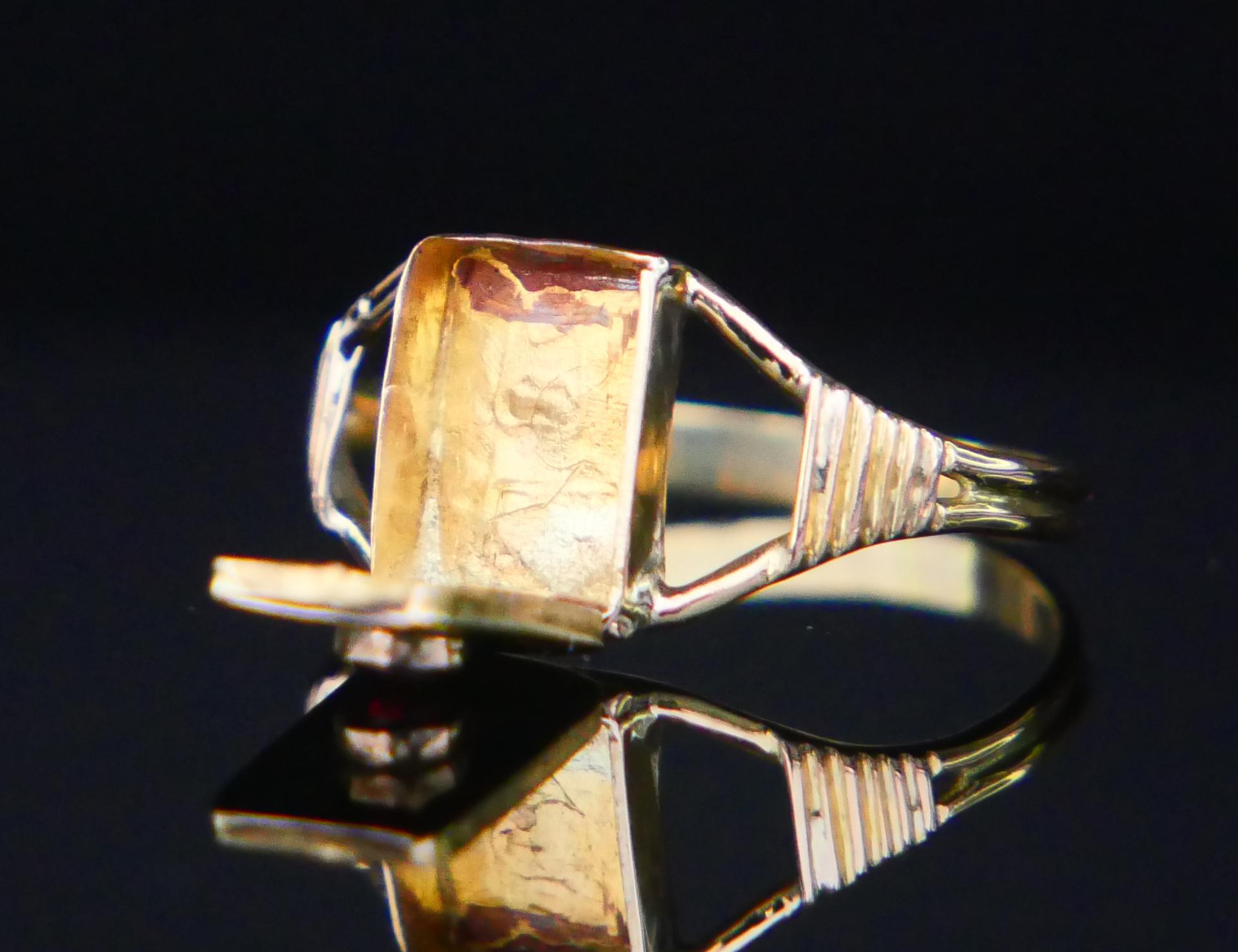 1838 Antique Poison Ring Garnet solid 18K Gold Ø 2.75 US / 0.95gr For Sale 13