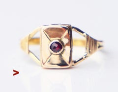 1838 Antique Poison Ring Garnet solid 18K Gold Ø 2.75 US / 0.95gr