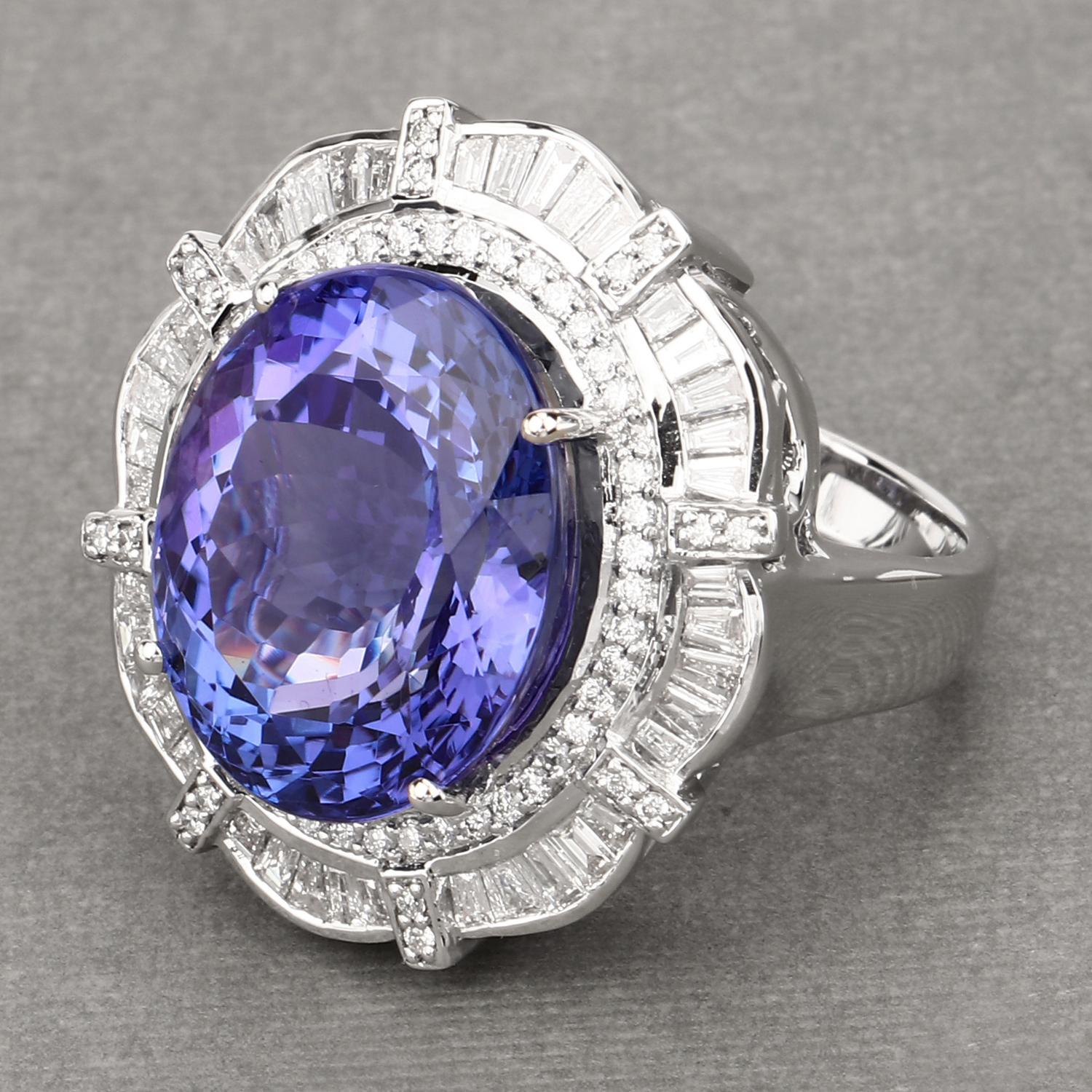 18.39 Carat Tanzanite and Diamond 18 Karat White Gold Cocktail Ring In New Condition In Great Neck, NY