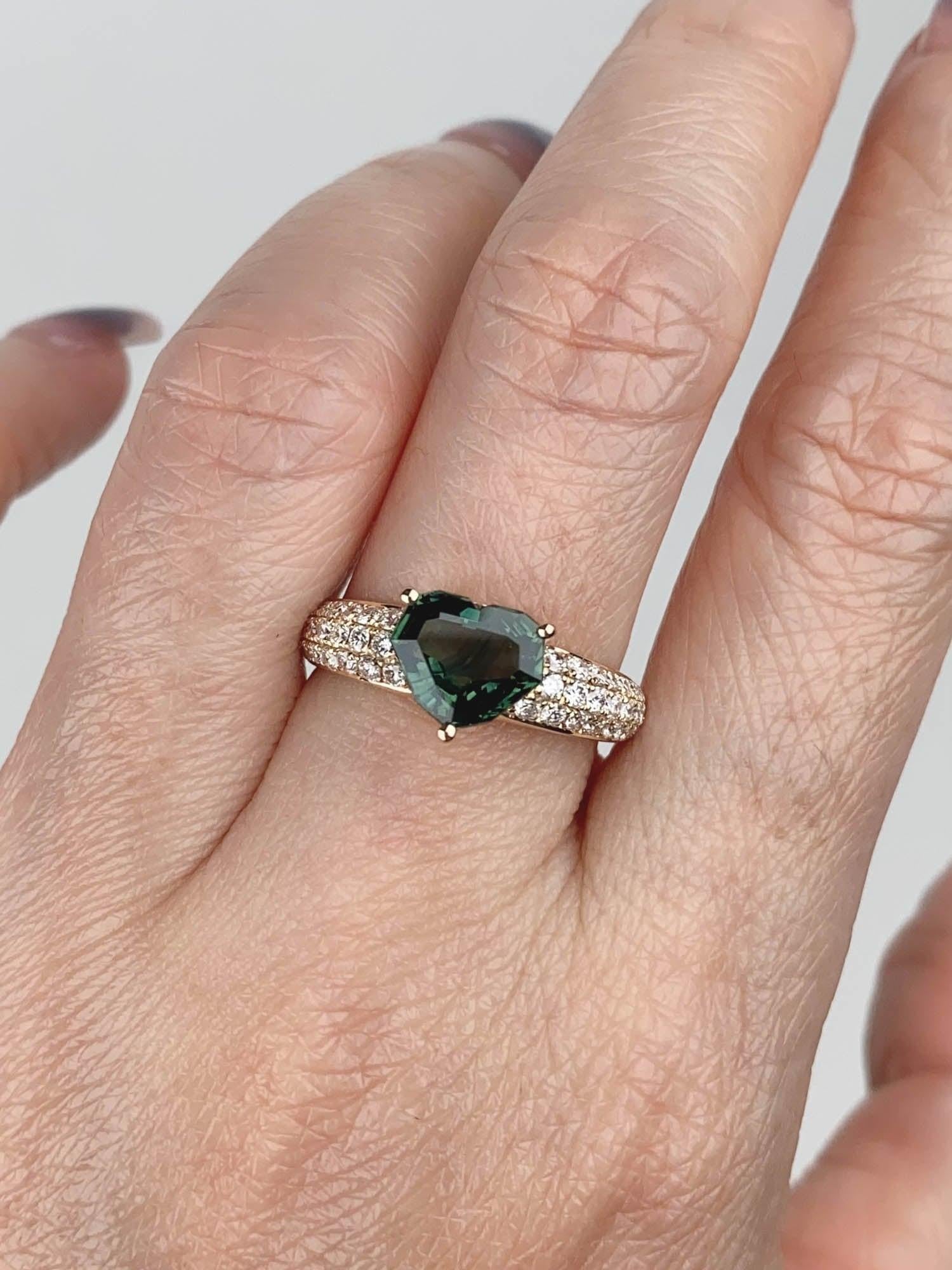 Women's or Men's 1.83ct Bi-Color Parti Sapphire on Diamond Pave Engagement Ring 14K Gold R6776 For Sale