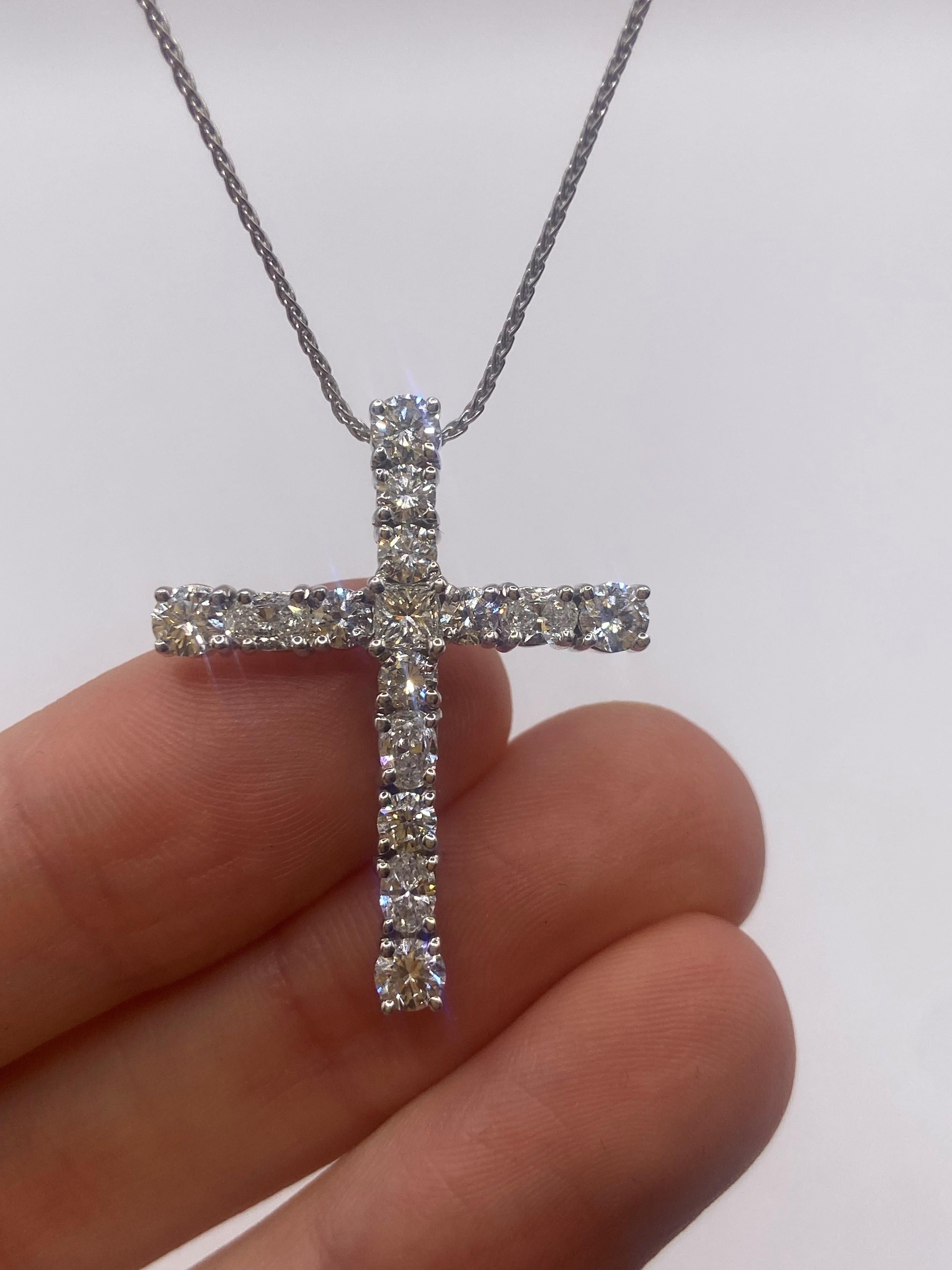 1.83ct Princess, Oval, & Round Cut Diamond Cross in 18KT White Gold For Sale 2