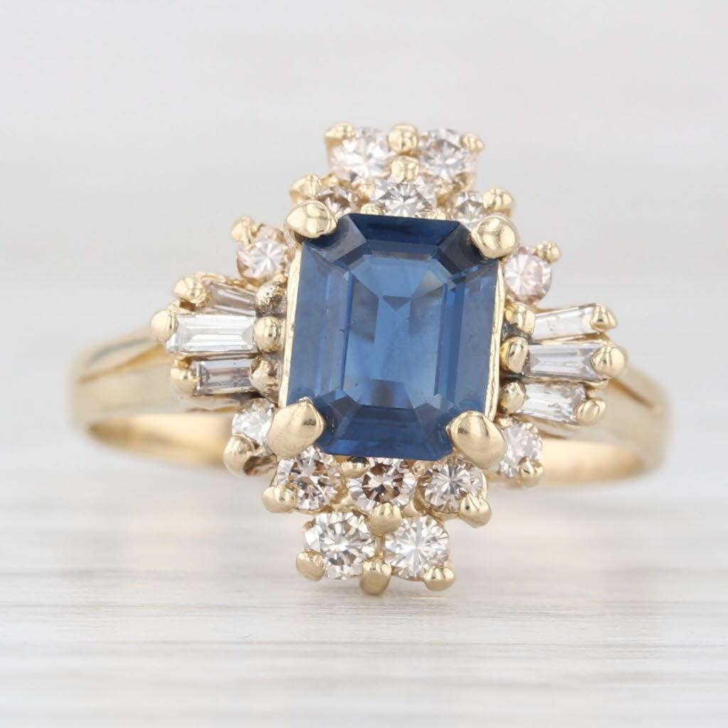 1.83ctw Zafiro Azul Anillo Halo Diamante Oro Amarillo 14k Tamaño 6 Compromiso en Bueno estado para la venta en McLeansville, NC