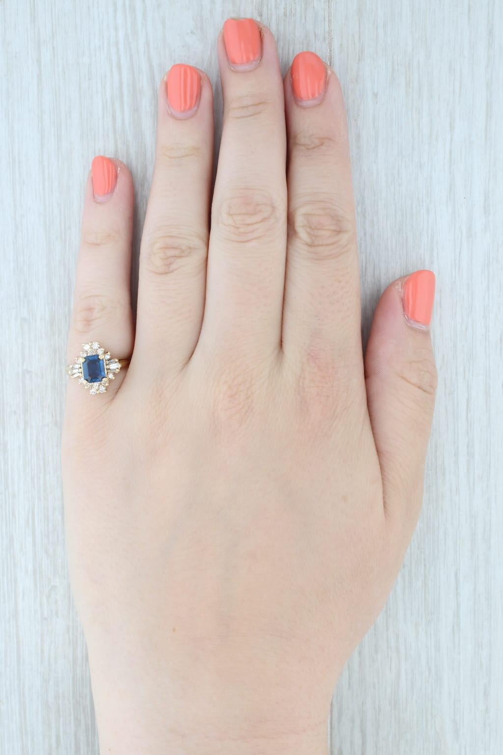 1.83ctw Zafiro Azul Anillo Halo Diamante Oro Amarillo 14k Tamaño 6 Compromiso en venta 3