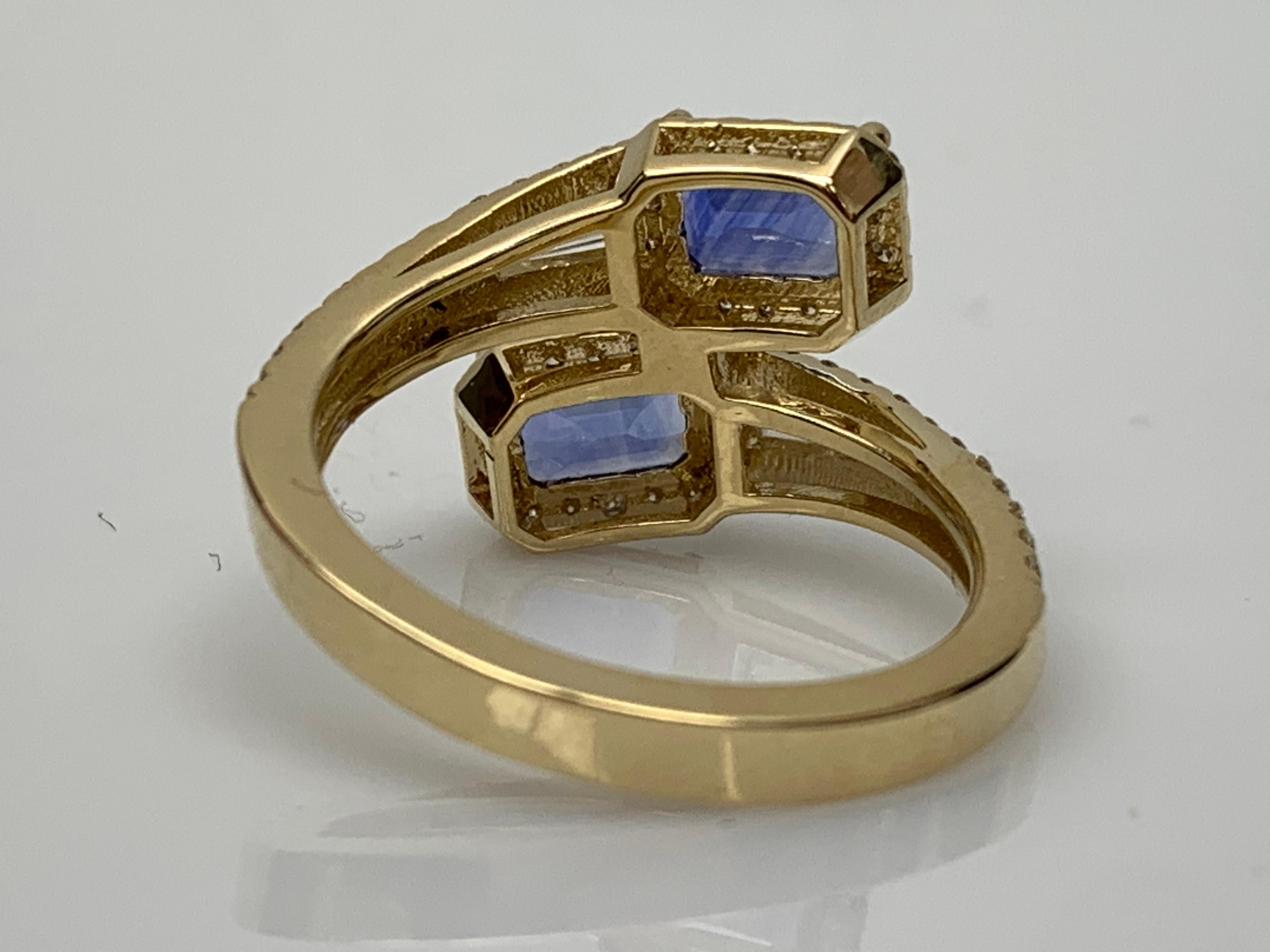 1.84 Carat EmeraldCut Sapphire Diamond Toi Et Moi Engagement Ring 14K YellowGold For Sale 2