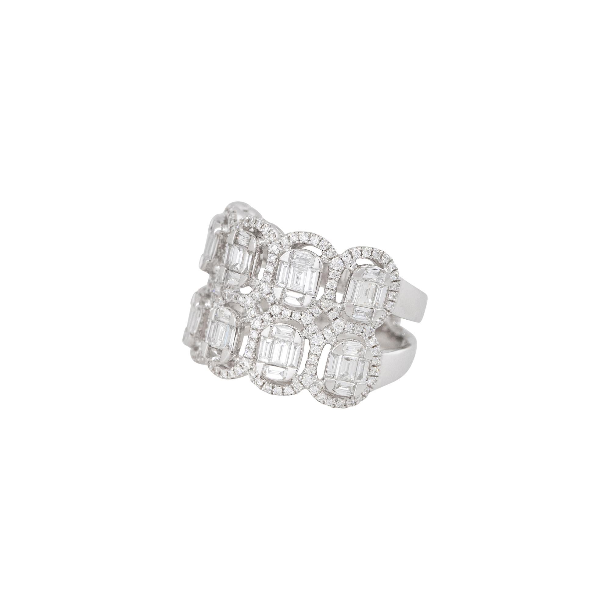 1.84 Carat Mosaic Diamond Double Row 5 Station Ring 18 Karat In Stock In Excellent Condition For Sale In Boca Raton, FL