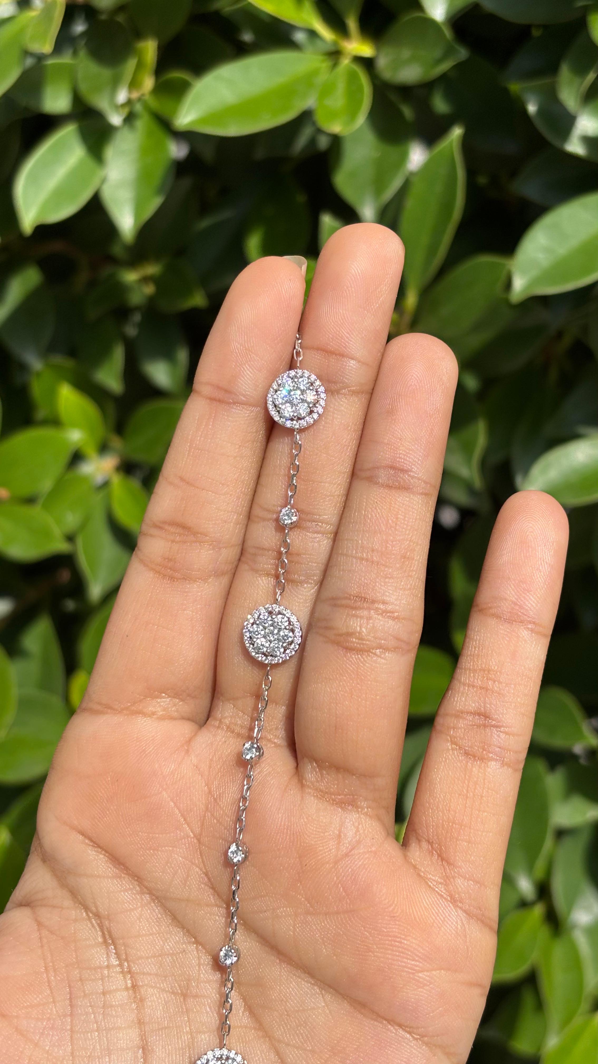 Round Cut 1.84 Carat Natural Diamond 18K White Gold Necklace For Sale