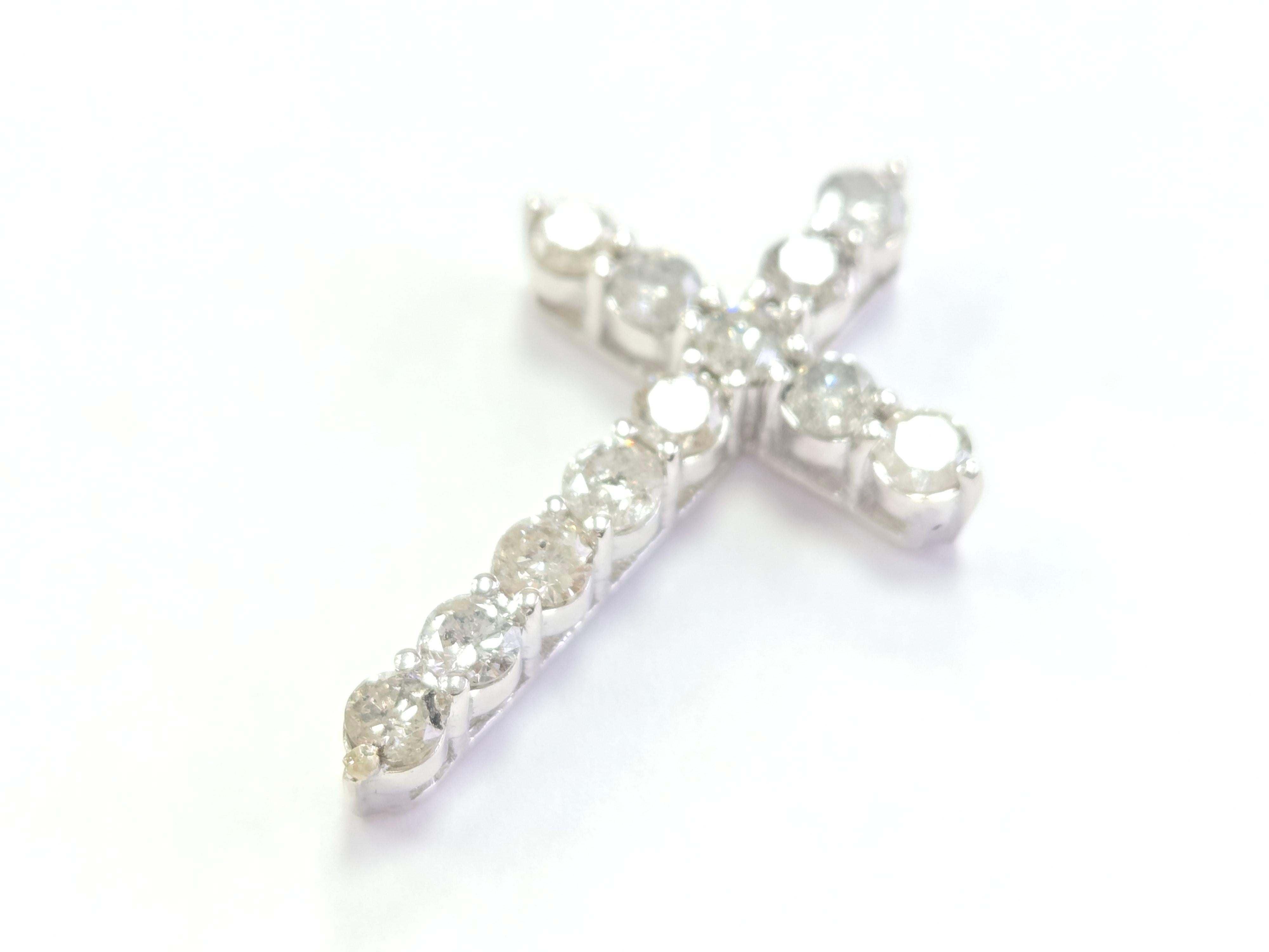 Modern 1.84 Carat Natural Diamond Cross Pendant 14 Karat White Gold