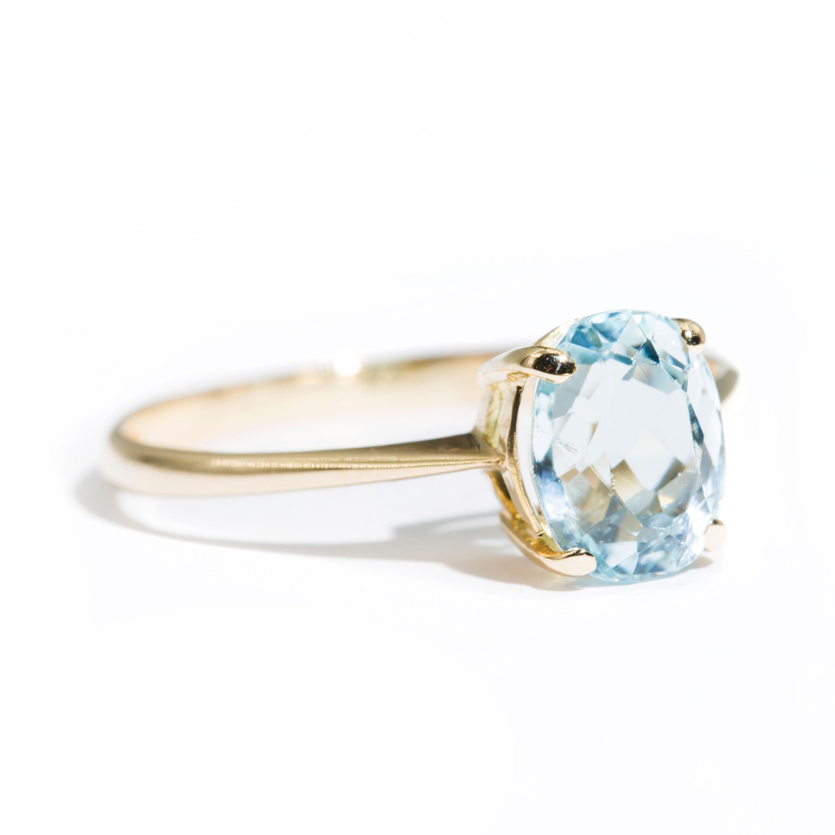 Oval Cut 1.84 Carat Oval Bright Light Blue Aquamarine Vintage Solitaire Ring