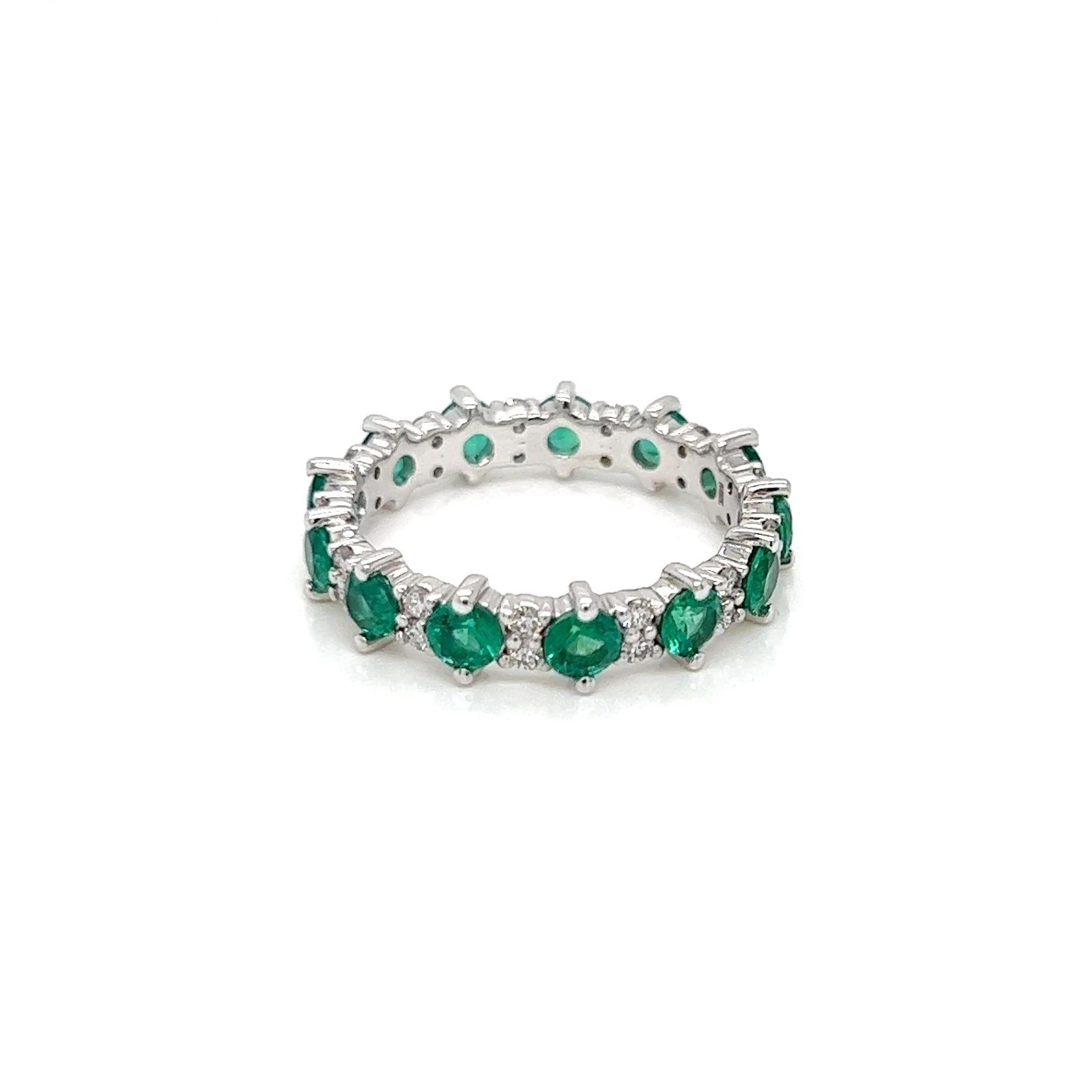 Modern 1.84 Carats Emerald and Diamond Eternity Band Ring in 18K White Gold  For Sale