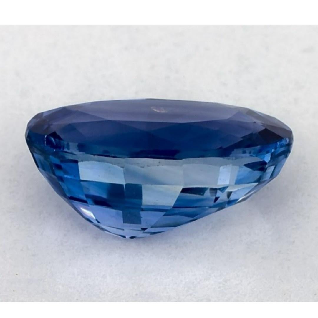 Taille ovale 1.84 Cts Blue Sapphire Oval Loose Gemstone (Saphir bleu ovale) en vente