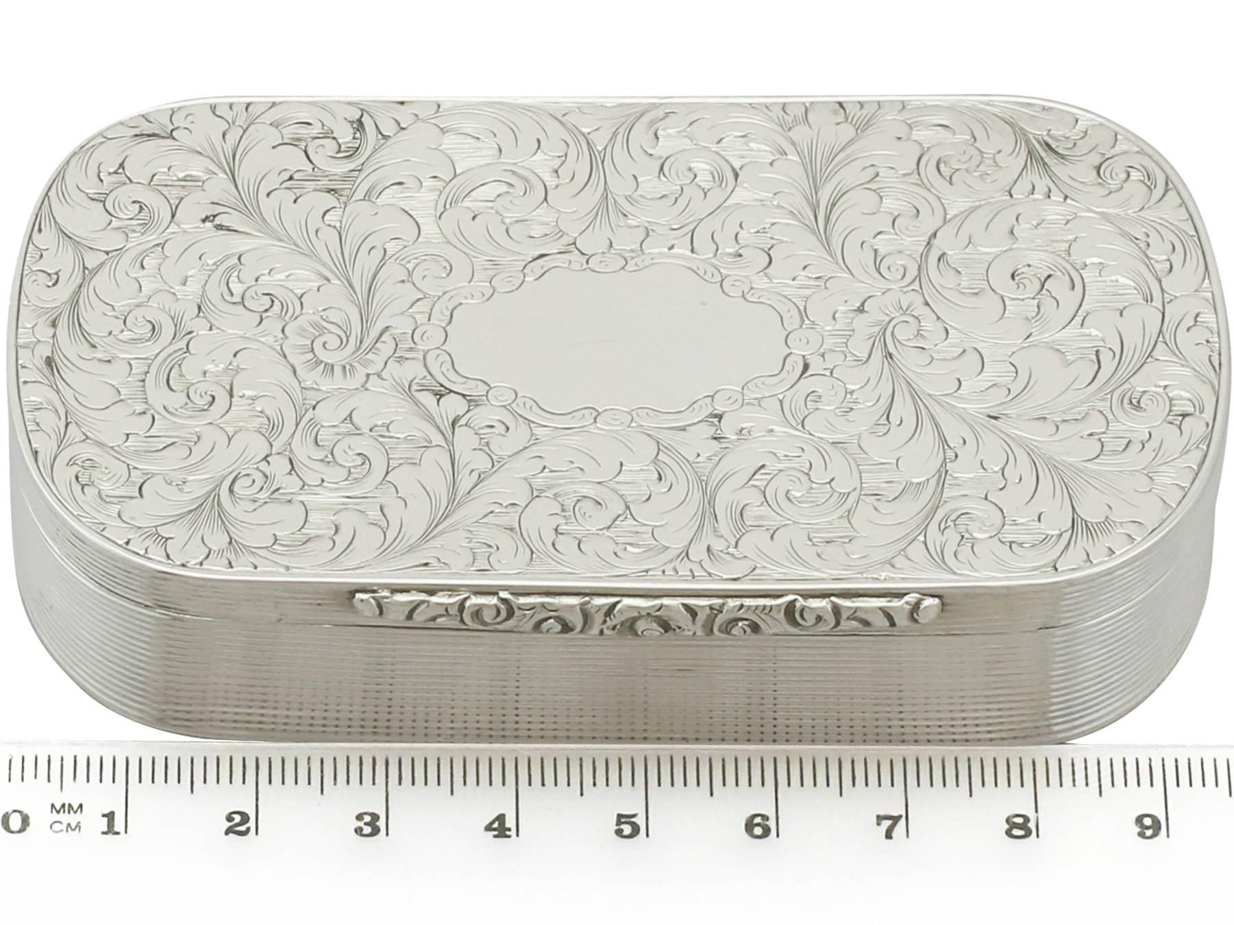 1840 Antique Sterling Silver Table Snuff Box 8