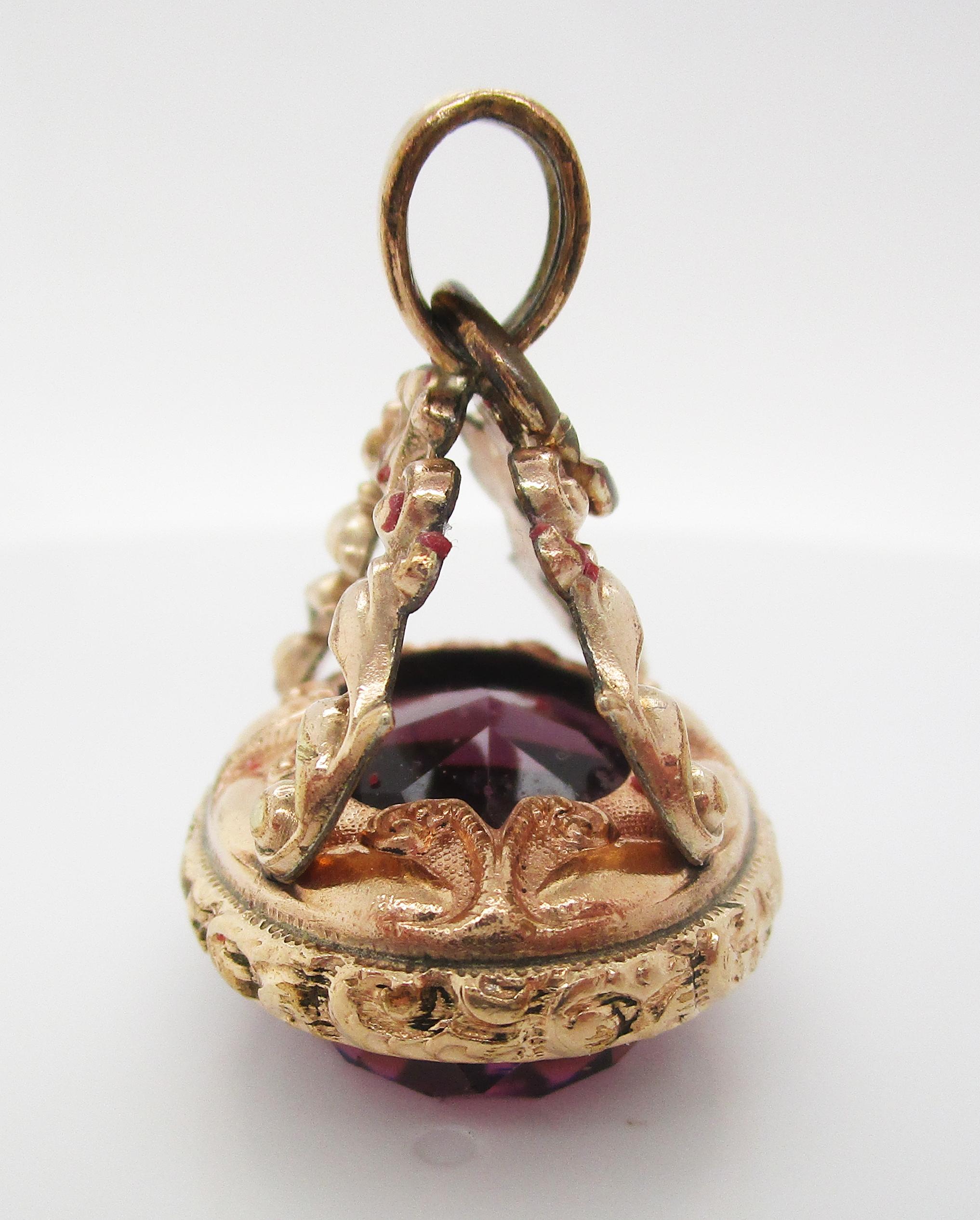 1840 Georgian Gold Amethyst Fob Charm Pendant In Excellent Condition In Lexington, KY