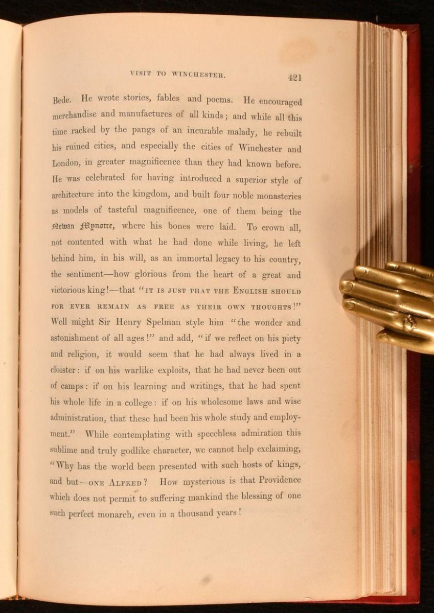 Milieu du XIXe siècle 1840 Visites de lieux remarquables : Vieilles salles, champs de bataille et scènes de vie en vente