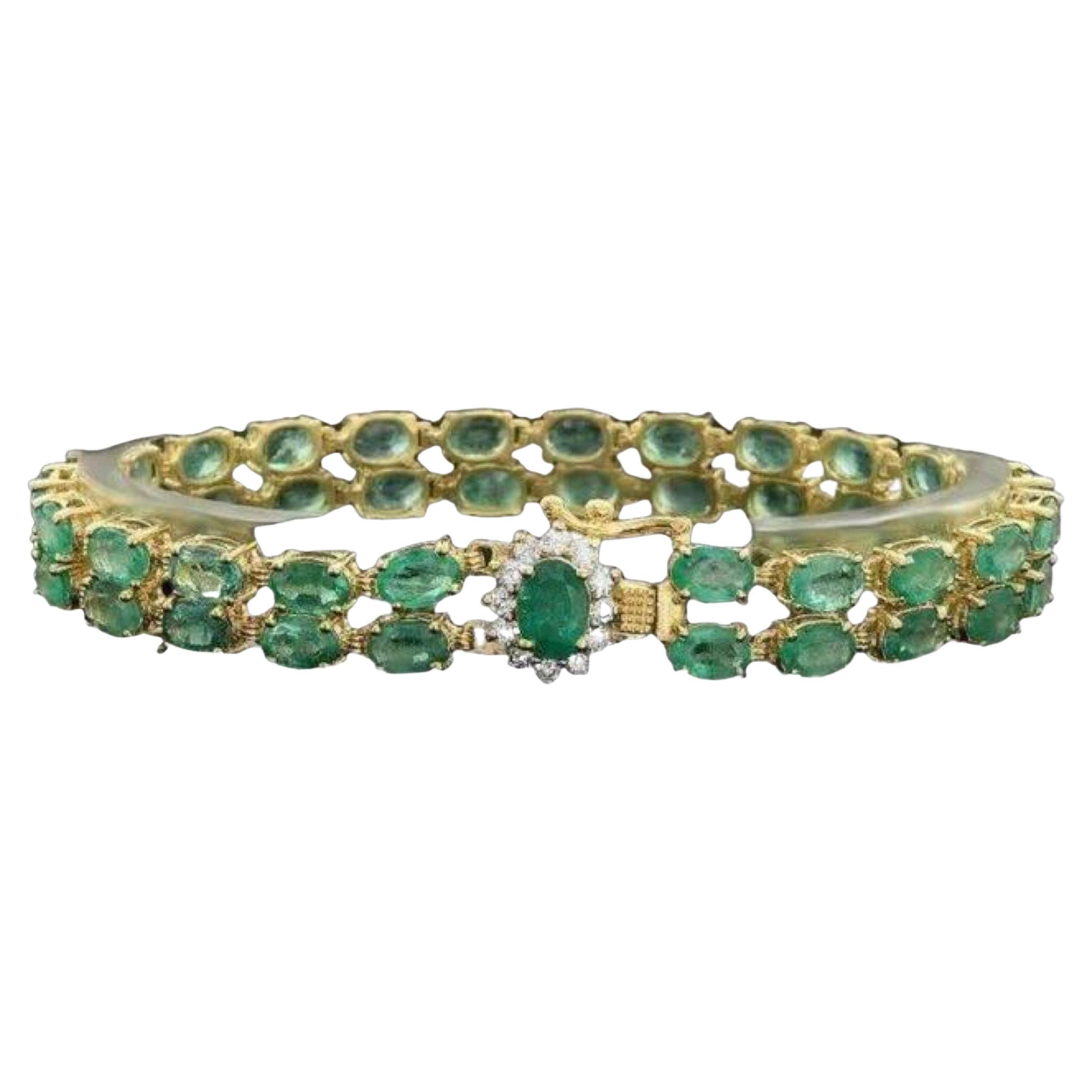 18.40ct Natural Emerald and Diamond 18K Solid Yellow Gold Bracelet For Sale